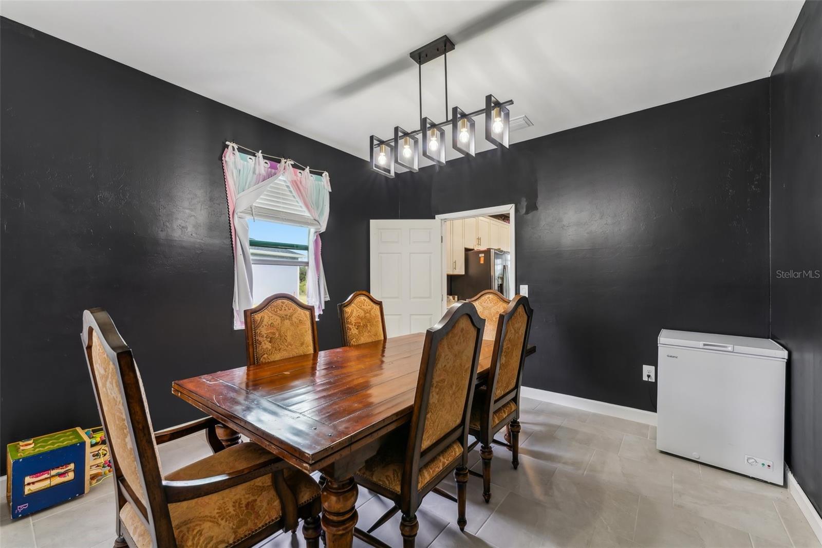 17777 SADDLEBACK LOOP, NORTH FORT MYERS, FL, 33917