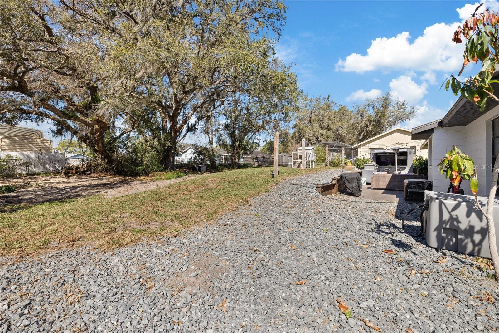 12035 MEADOW LN, SAN ANTONIO, FL, 33576