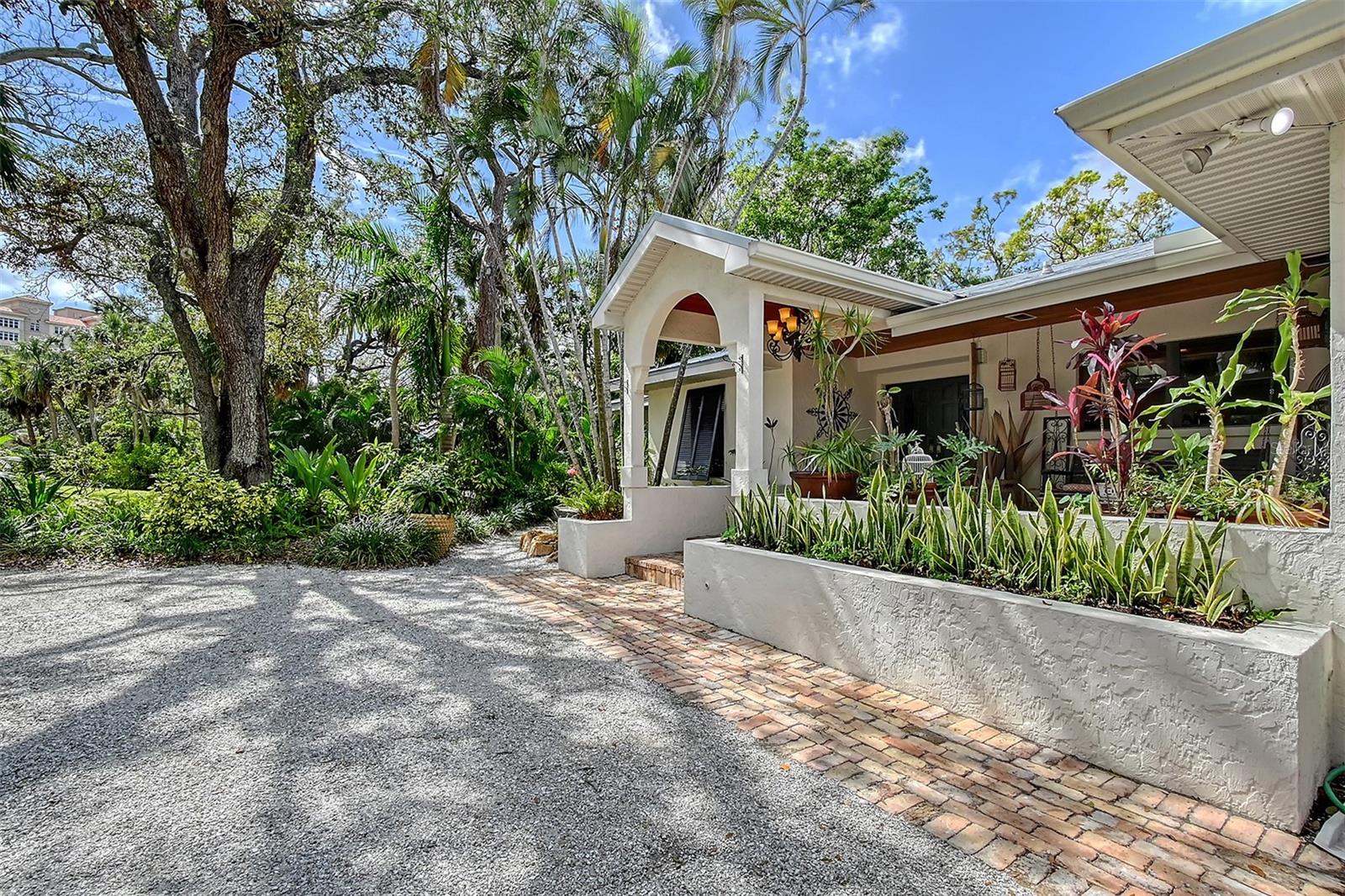 1188 TAHITI PKWY, SARASOTA, FL, 34236