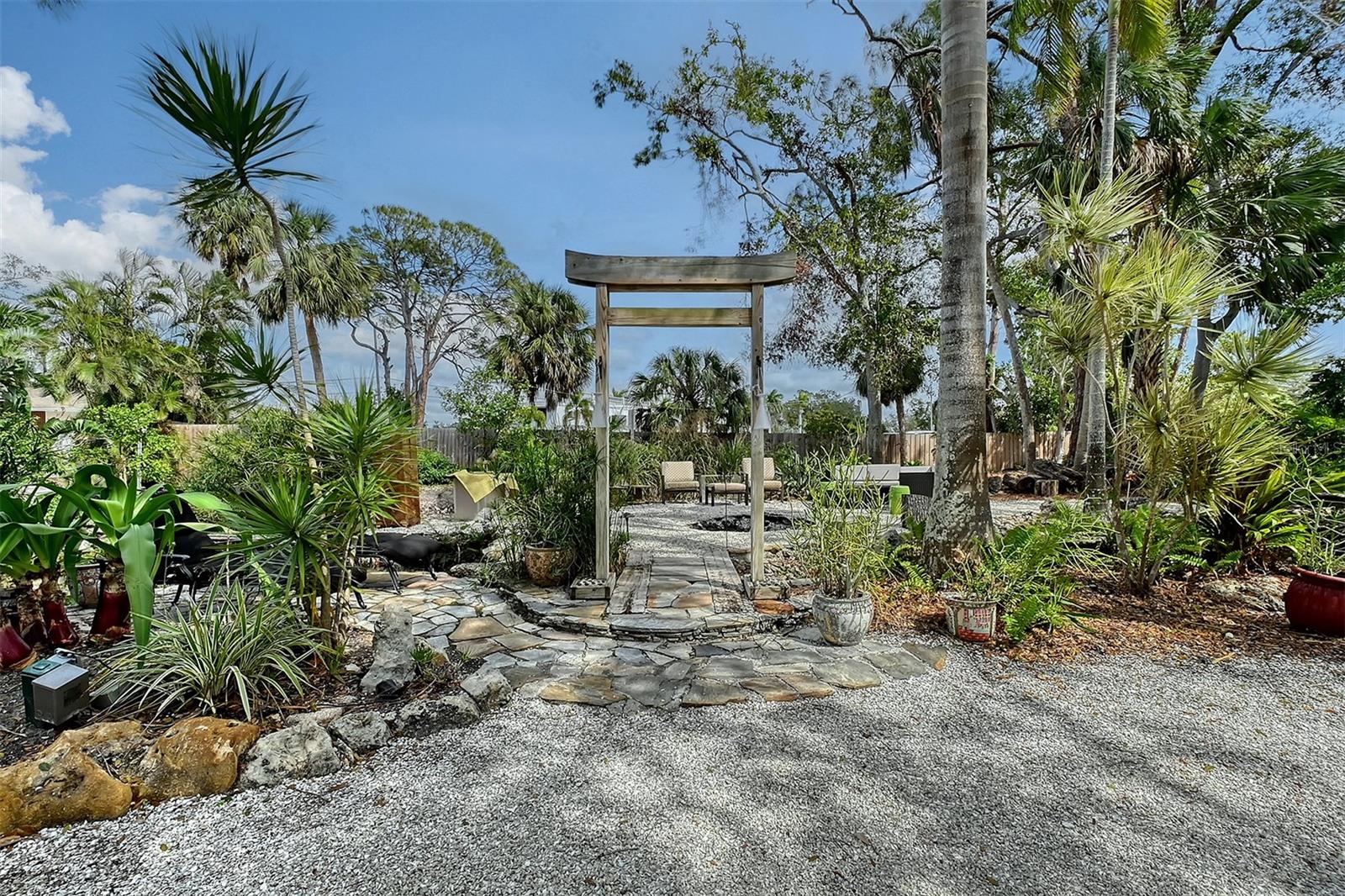 1188 TAHITI PKWY, SARASOTA, FL, 34236