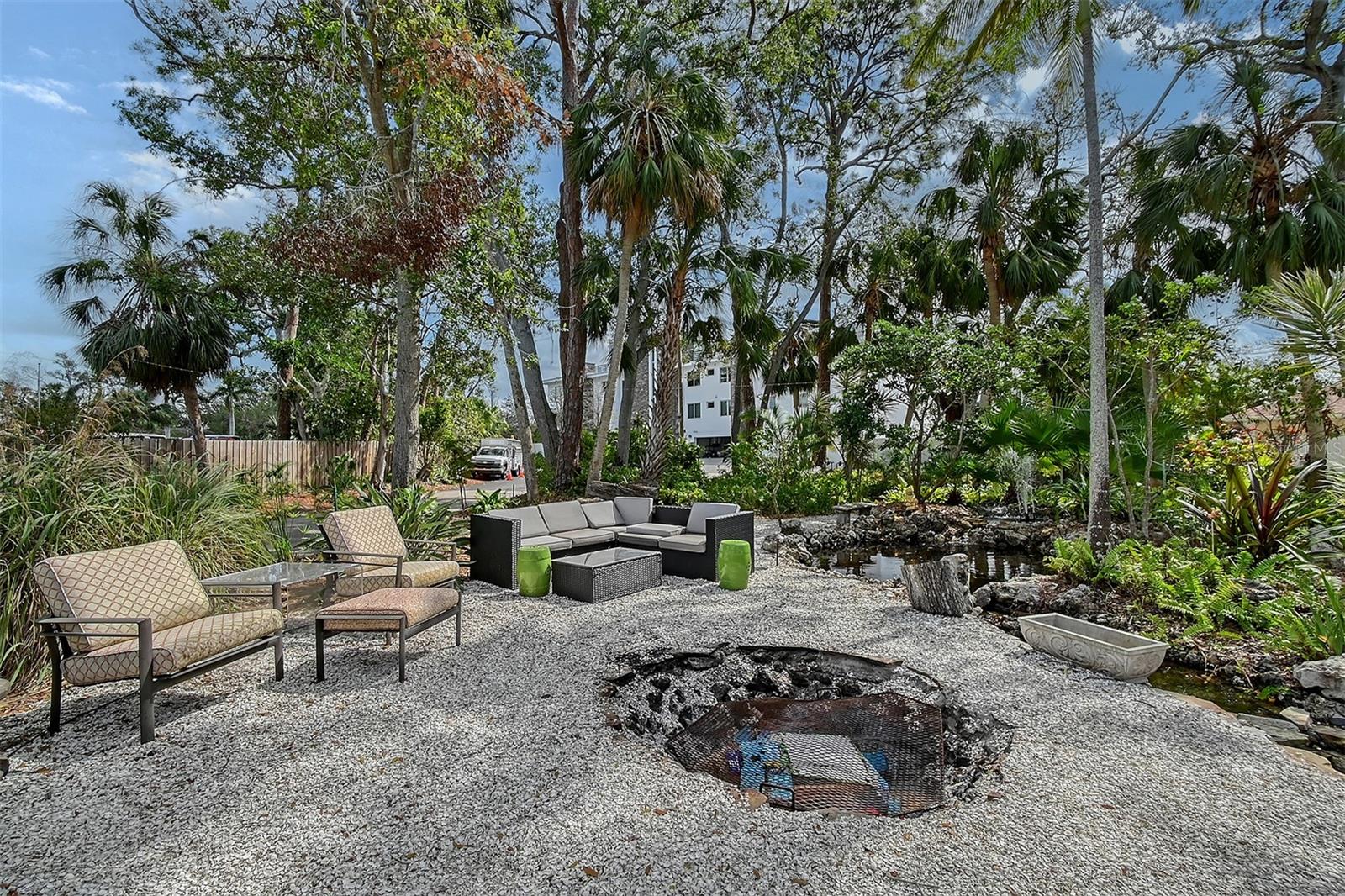 1188 TAHITI PKWY, SARASOTA, FL, 34236