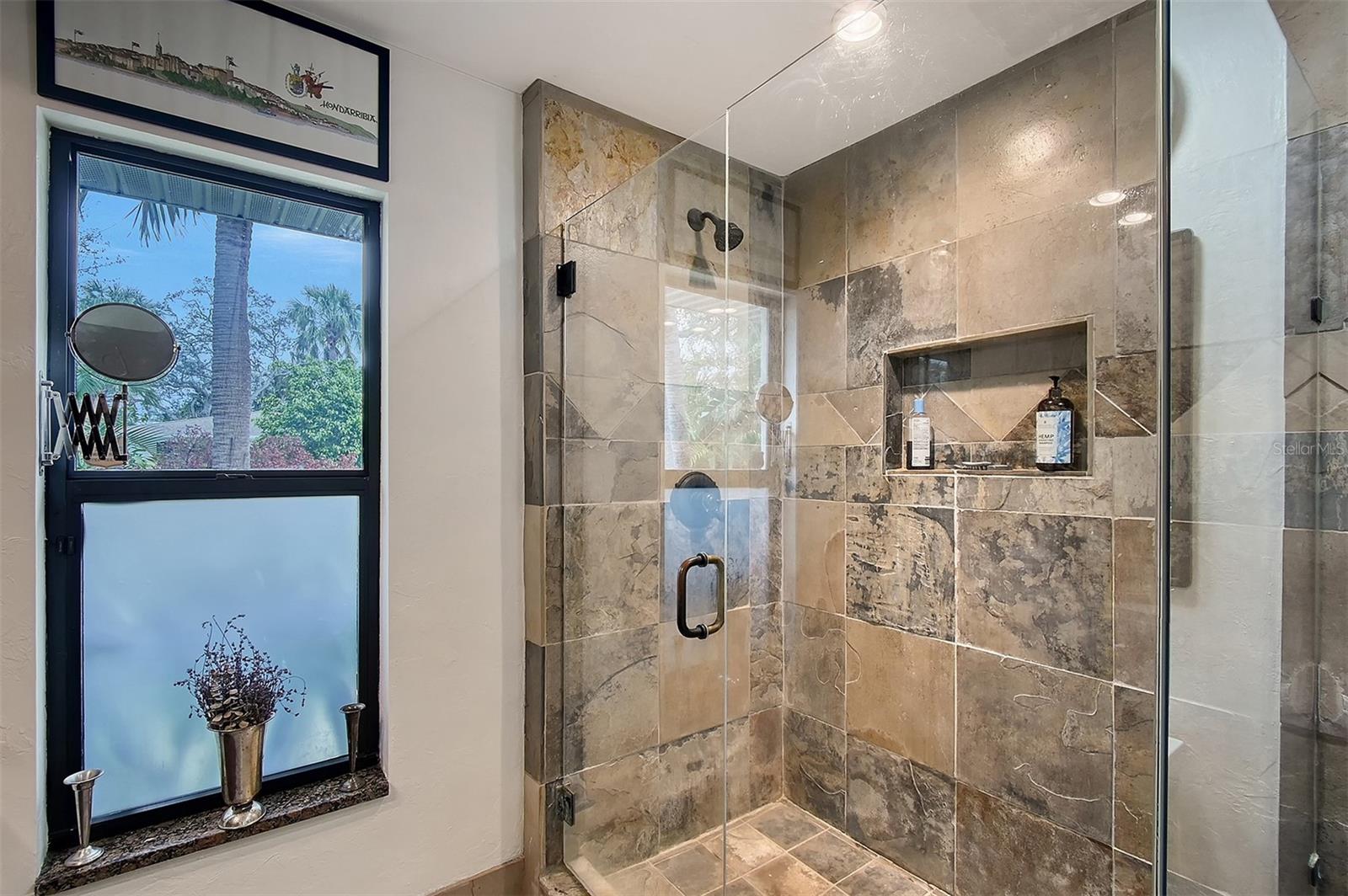 1188 TAHITI PKWY, SARASOTA, FL, 34236