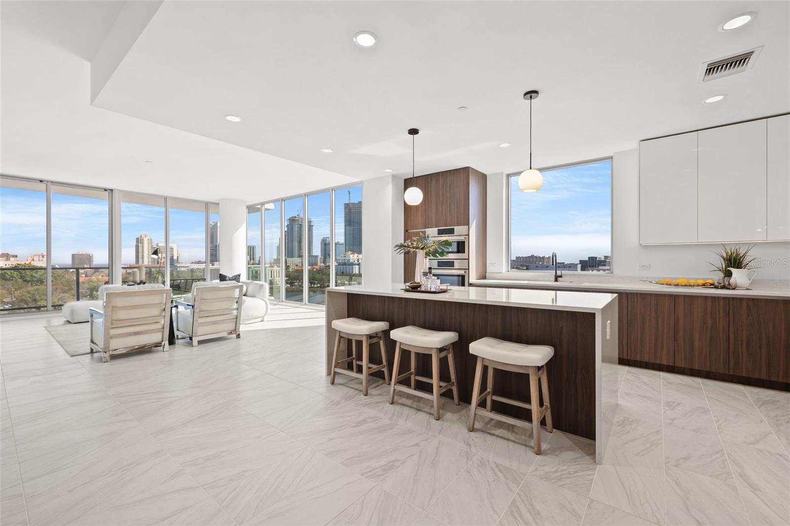 777 3RD AVE N #805, ST PETERSBURG, FL, 33701