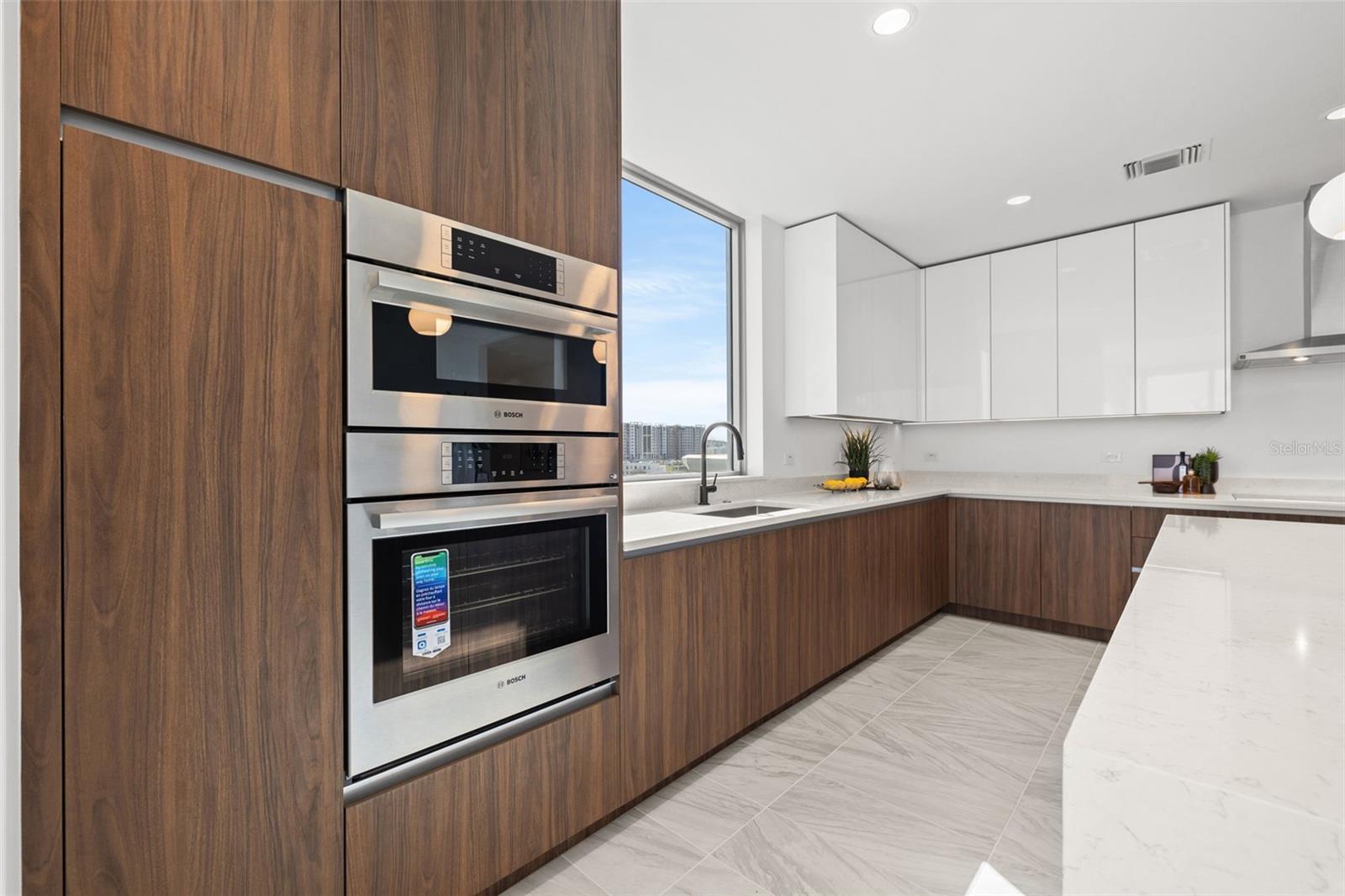 777 3RD AVE N #805, ST PETERSBURG, FL, 33701