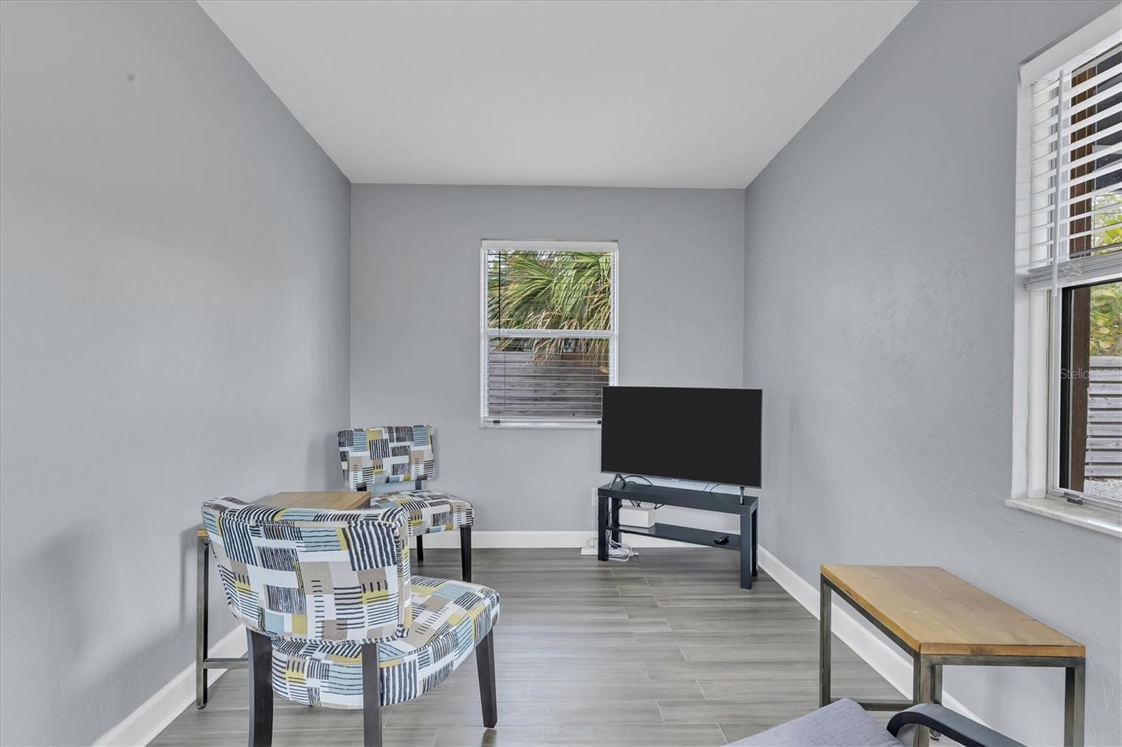 2305 NOVUS ST, SARASOTA, FL, 34237