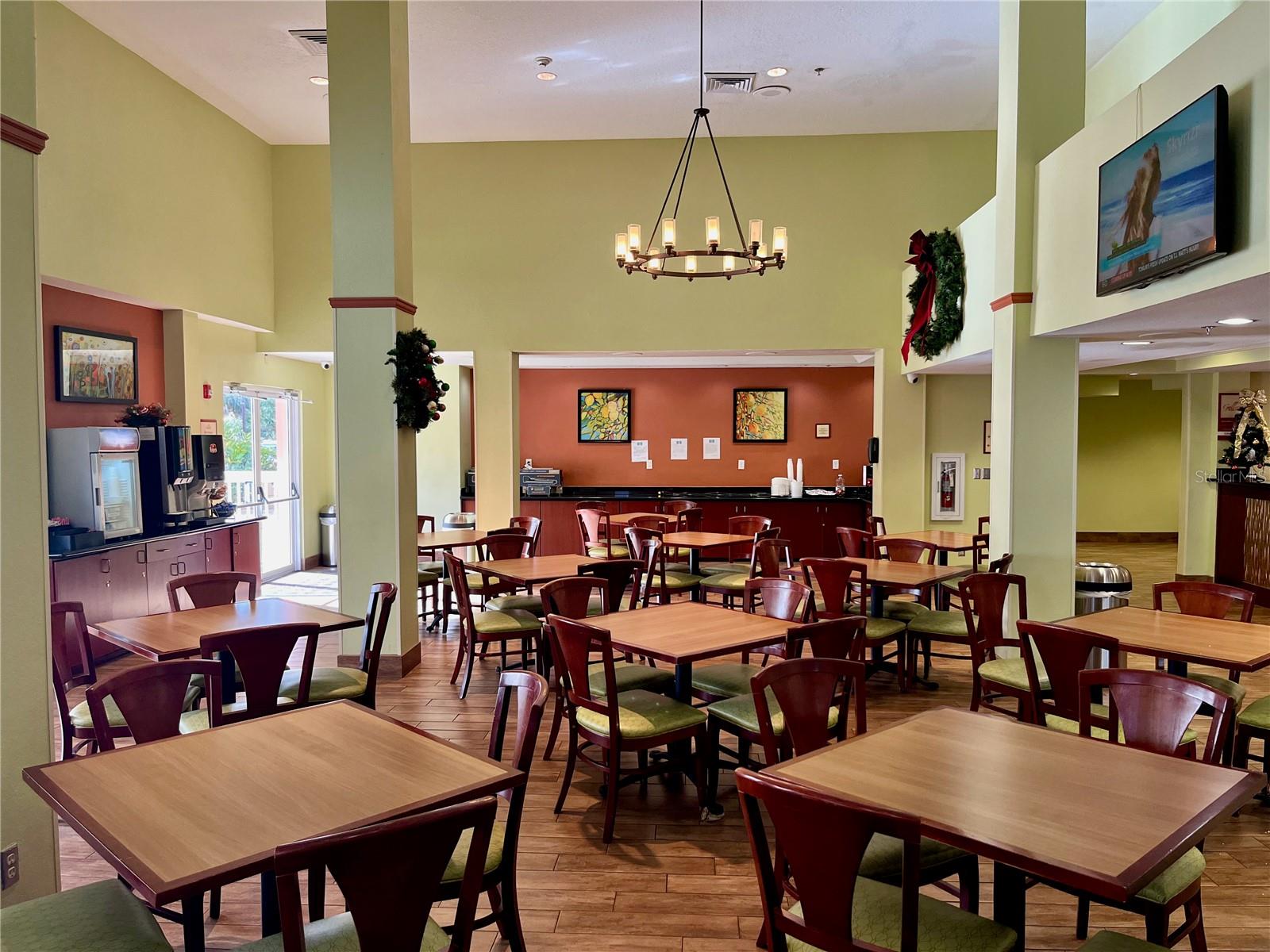 W7872575 Property Photo