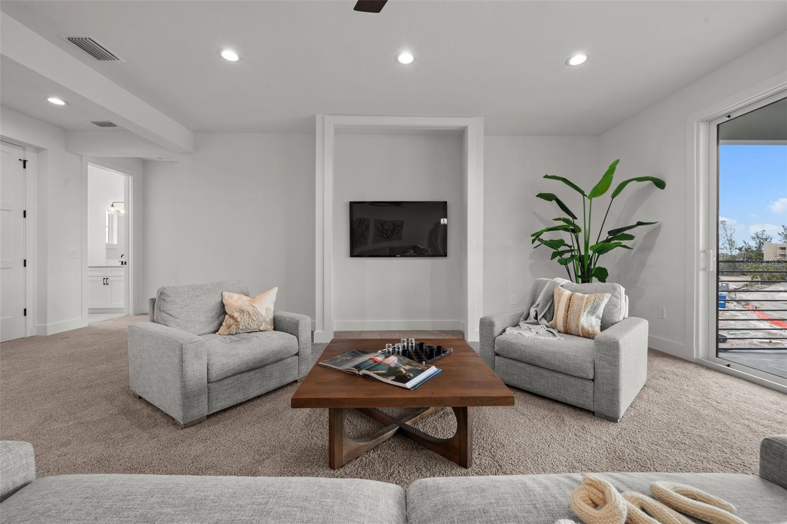 A4640902 Property Photo