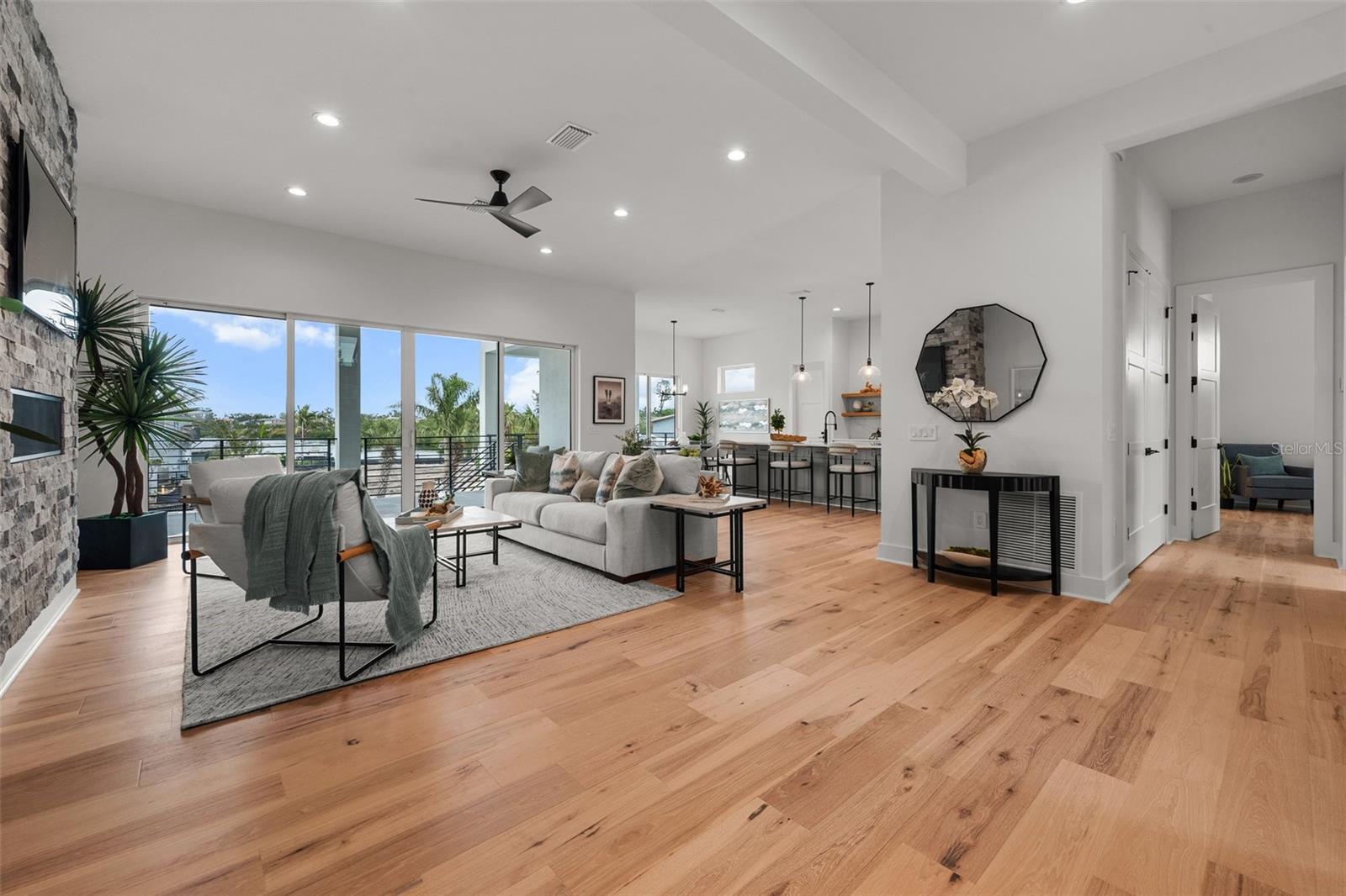 A4640902 Property Photo