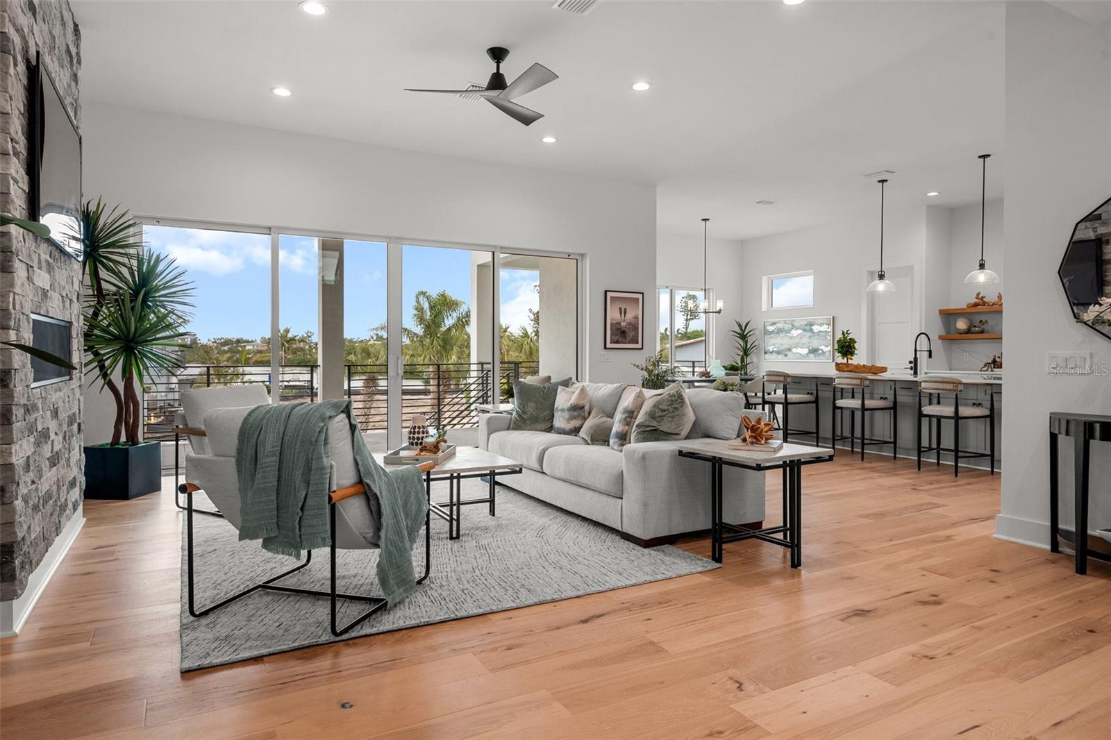 A4640902 Property Photo