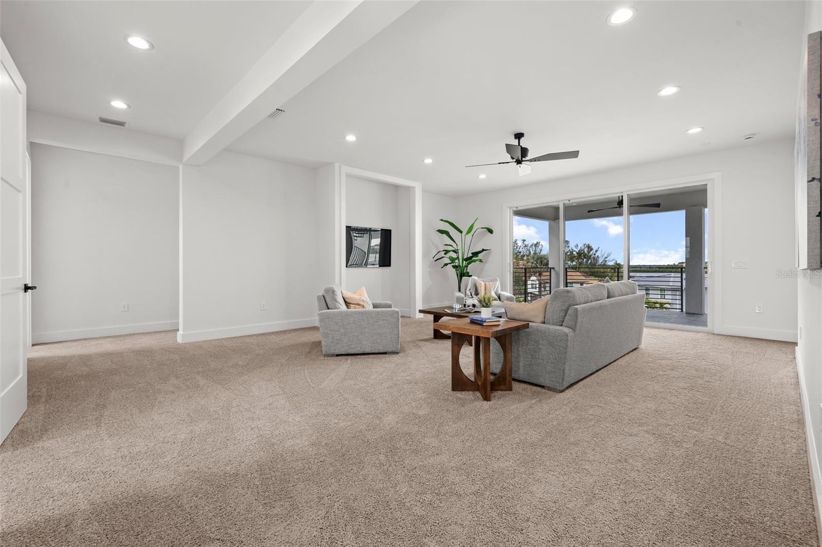 A4640902 Property Photo