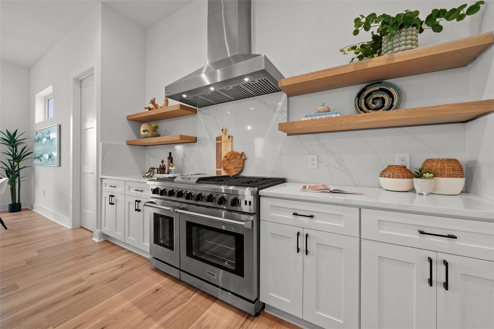 A4640902 Property Photo