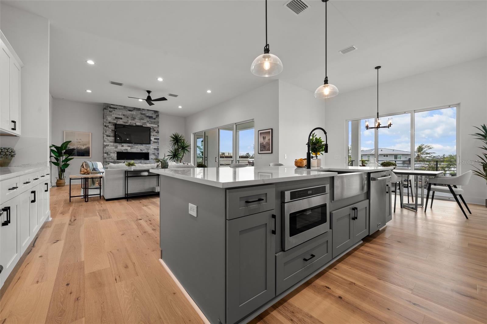 A4640902 Property Photo