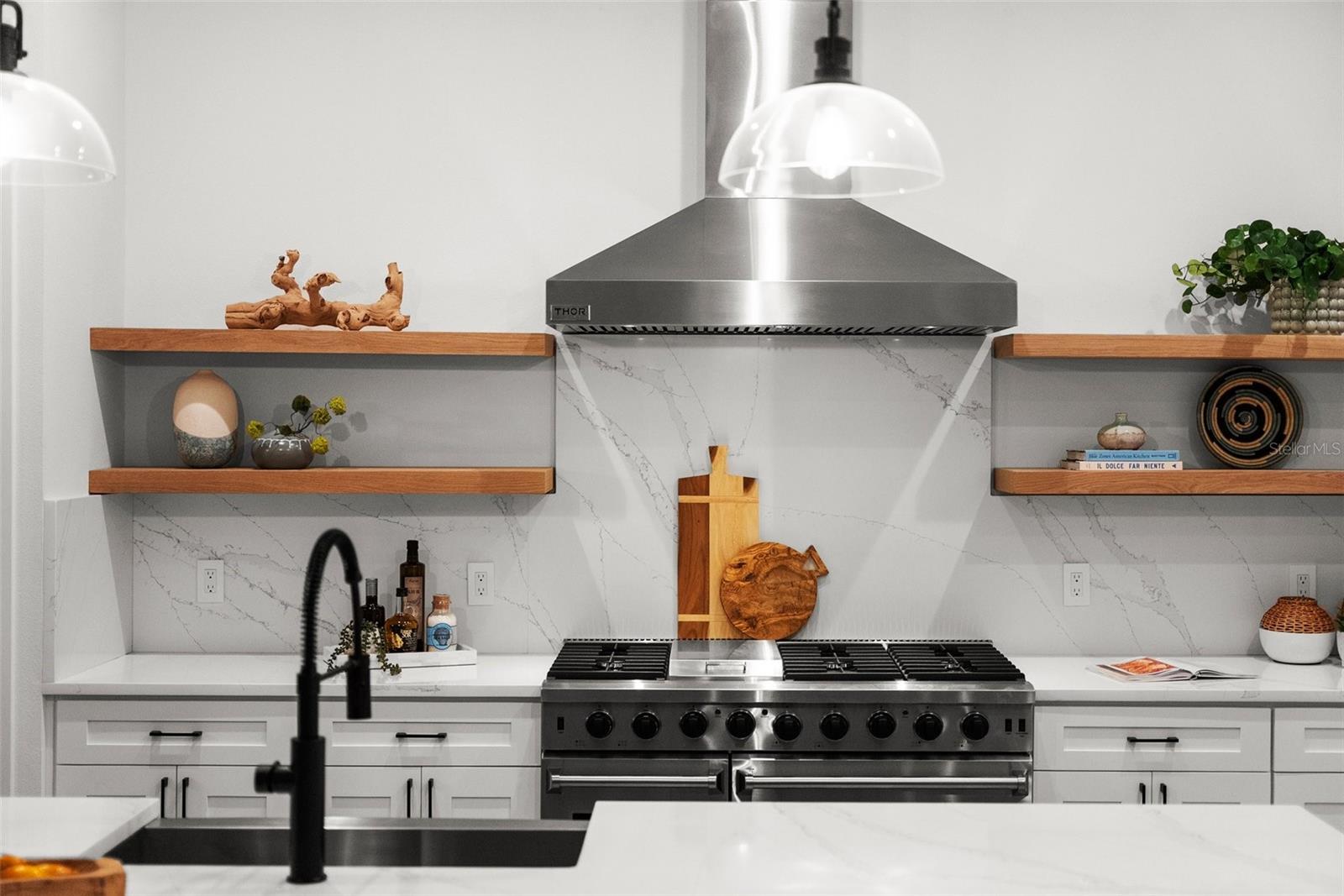 A4640902 Property Photo