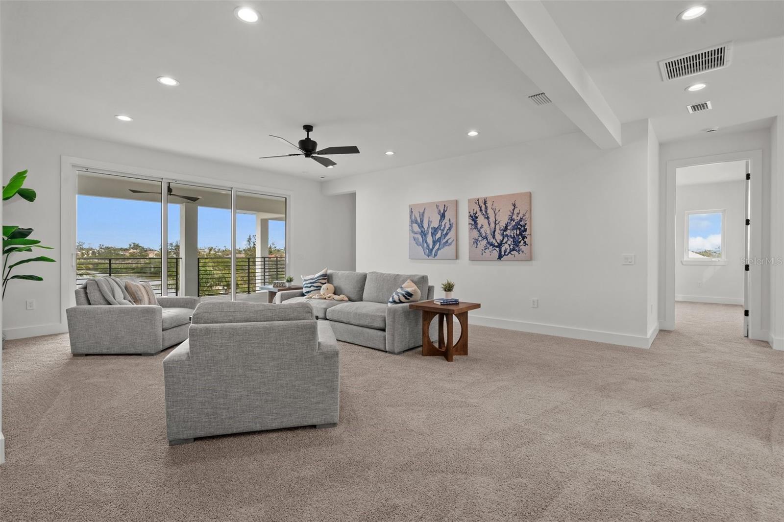 A4640902 Property Photo