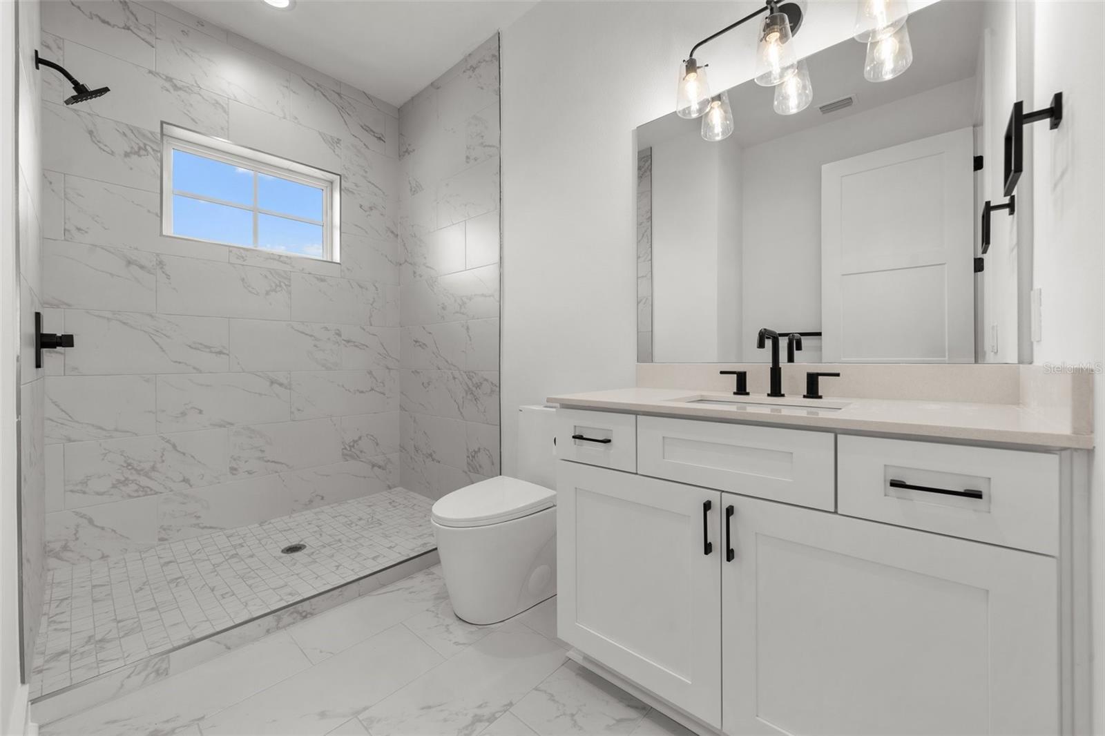 A4640902 Property Photo