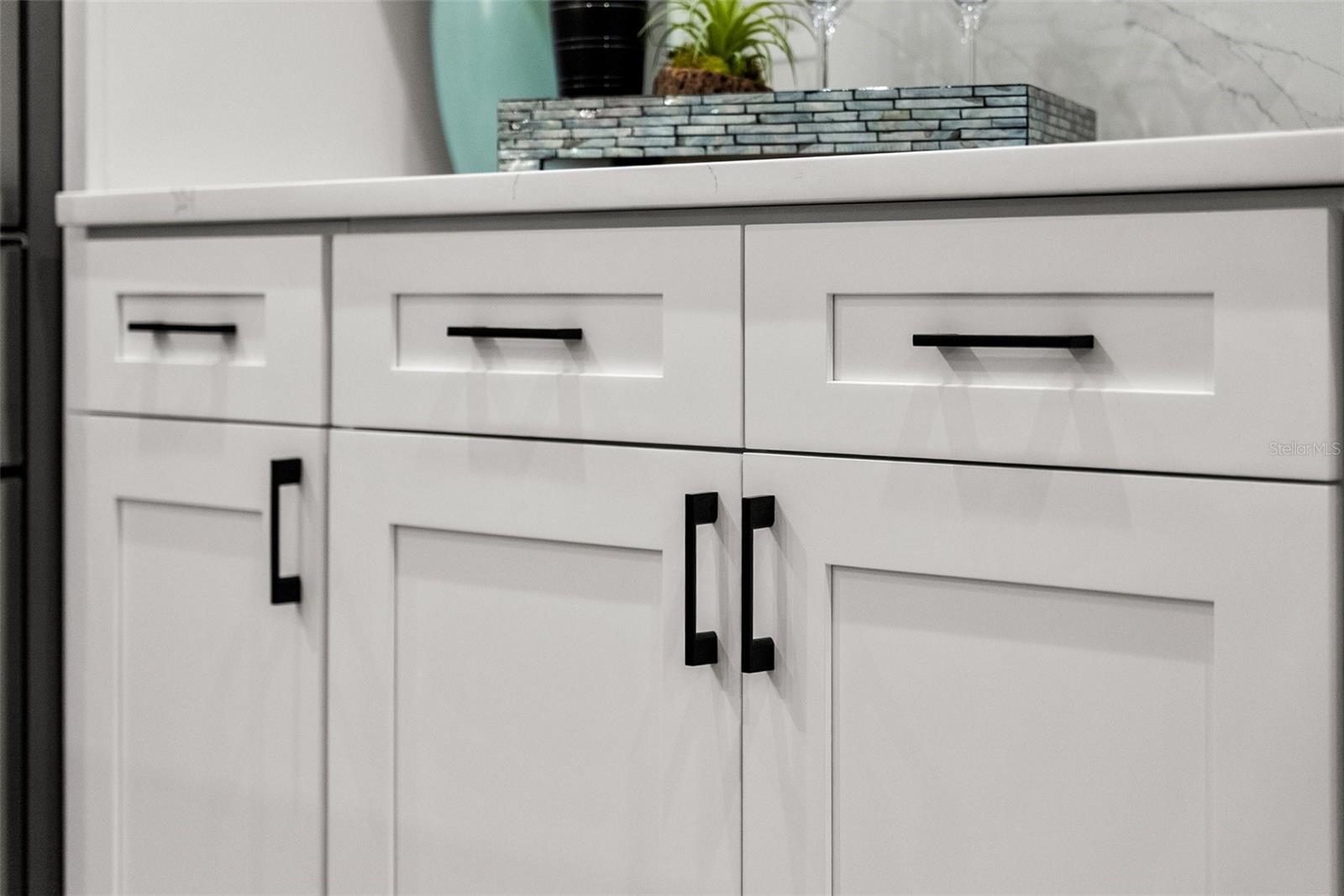 A4640902 Property Photo