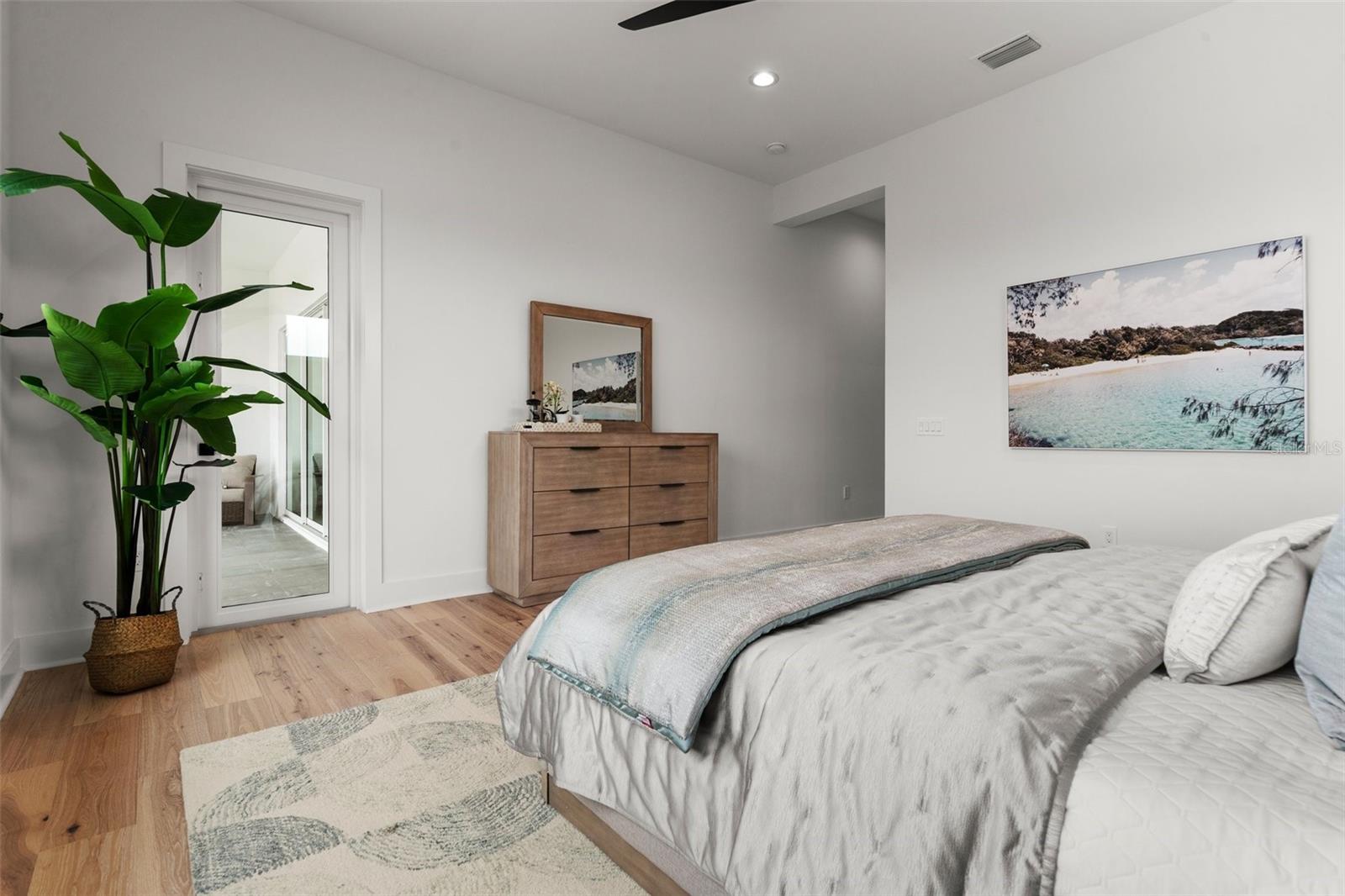 A4640902 Property Photo