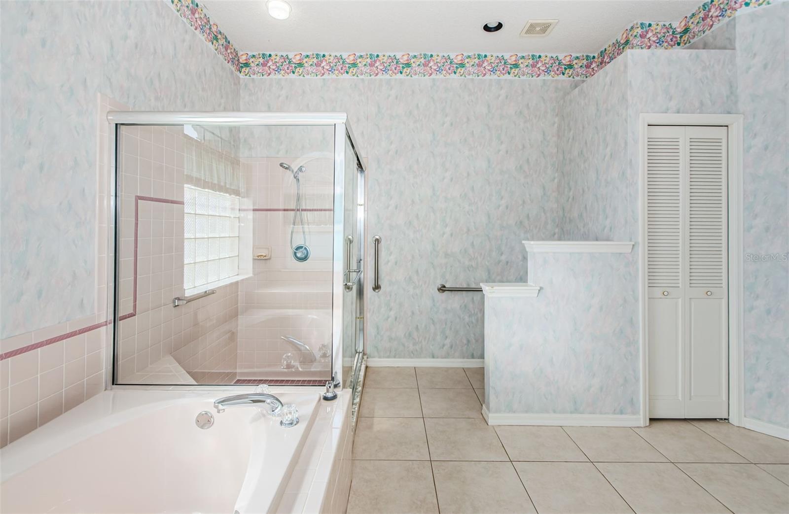 6626 PINE WALK DR, NEW PORT RICHEY, FL, 34655