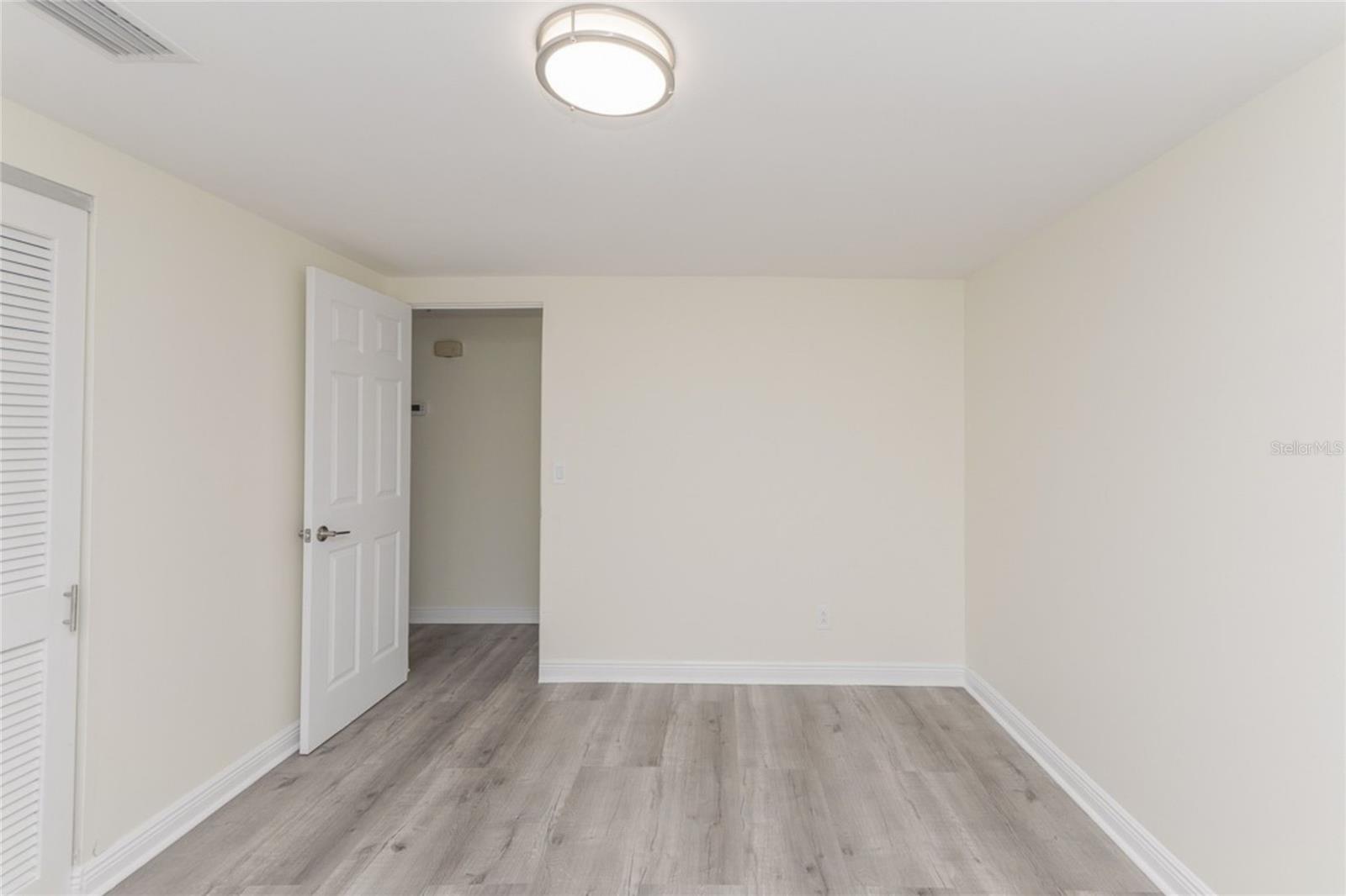 1700 S MILLER RD, VALRICO, FL, 33594