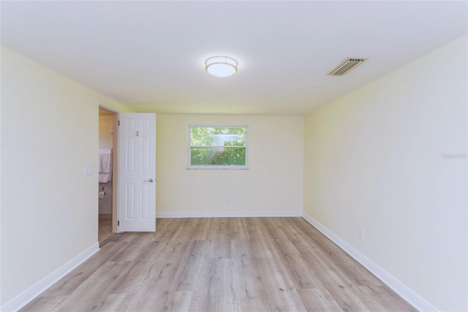 1700 S MILLER RD, VALRICO, FL, 33594