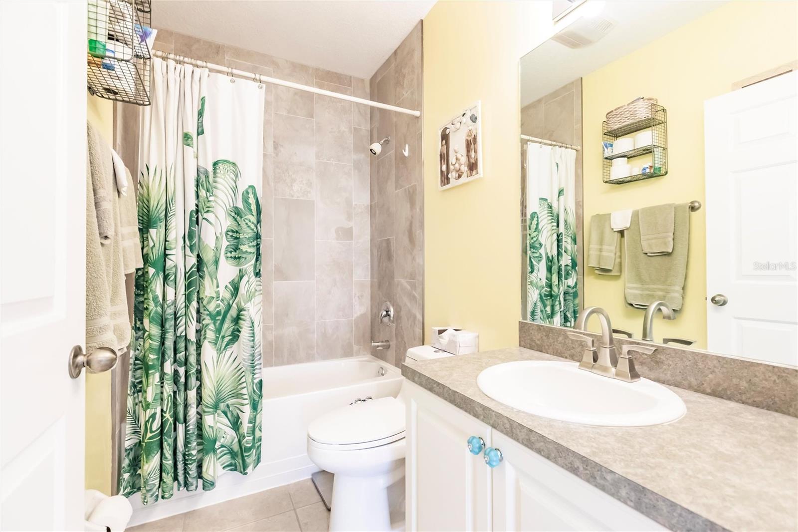 2040 WILLOW HAMMOCK CIR #208, PUNTA GORDA, FL, 33983