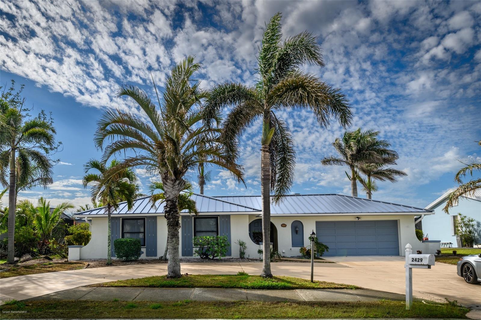 2429 AQUI ESTA DR, PUNTA GORDA, FL, 33950