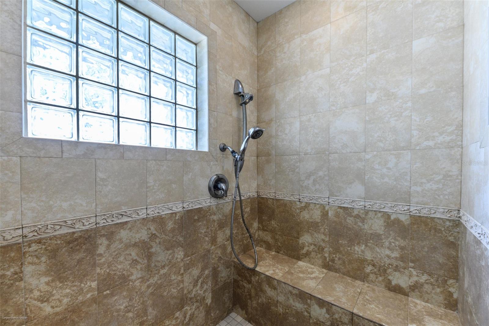 2429 AQUI ESTA DR, PUNTA GORDA, FL, 33950