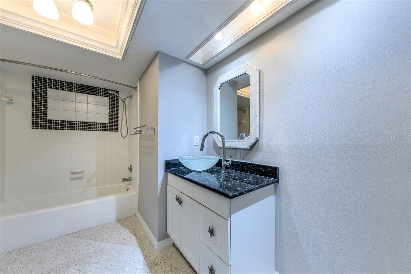 2429 AQUI ESTA DR, PUNTA GORDA, FL, 33950