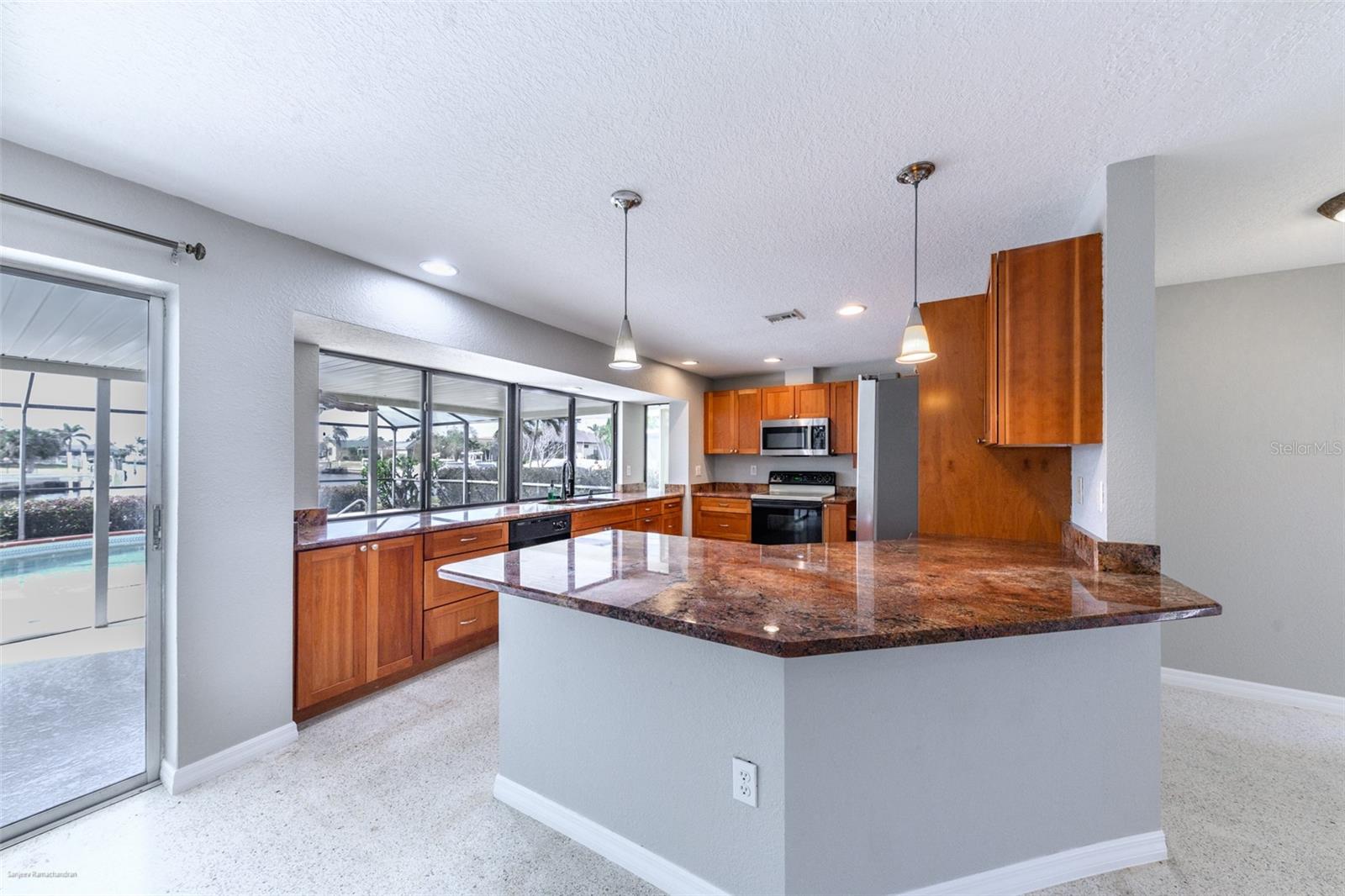 2429 AQUI ESTA DR, PUNTA GORDA, FL, 33950