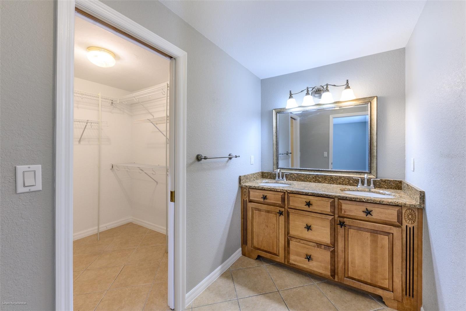 2429 AQUI ESTA DR, PUNTA GORDA, FL, 33950