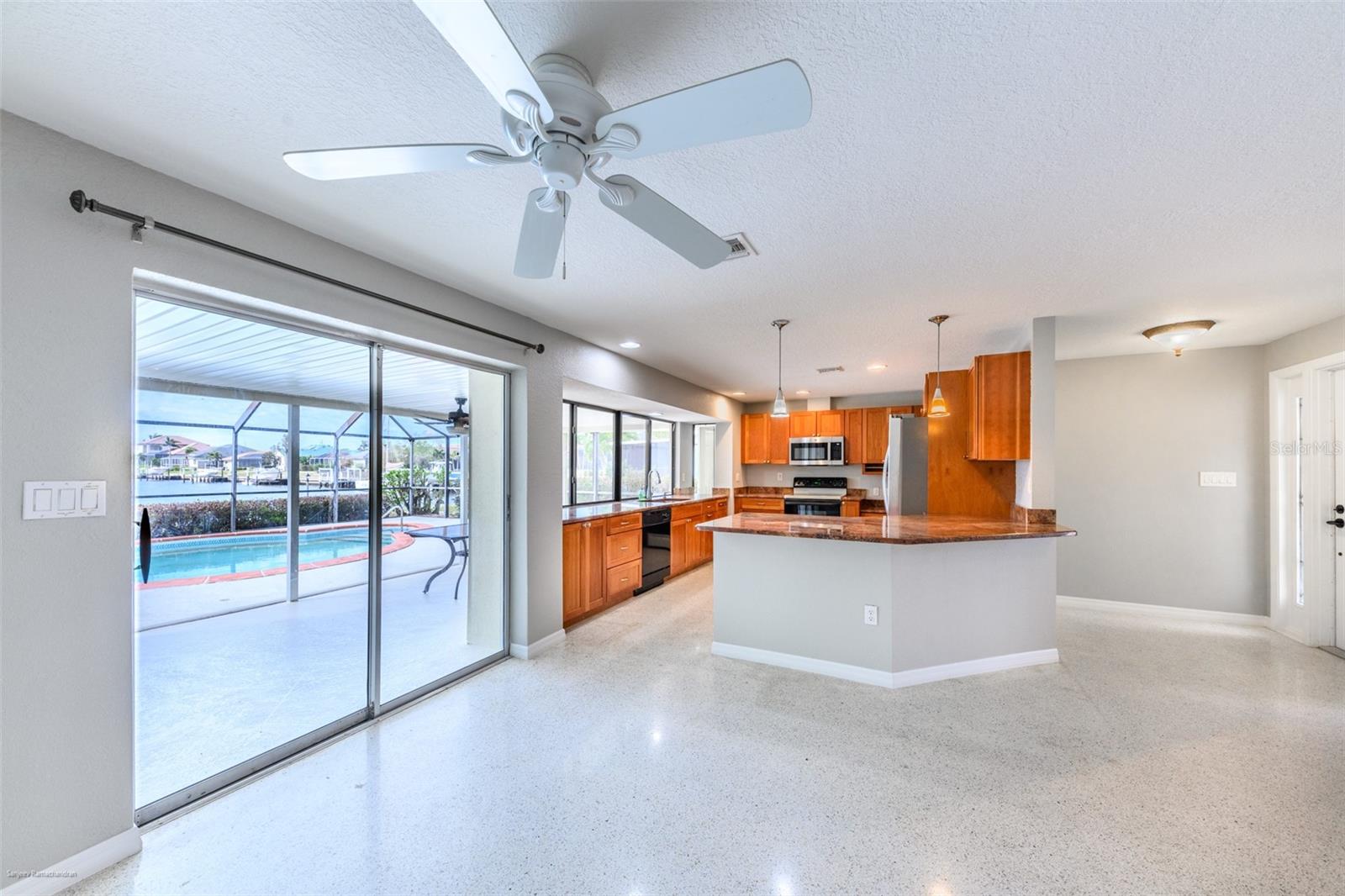 2429 AQUI ESTA DR, PUNTA GORDA, FL, 33950