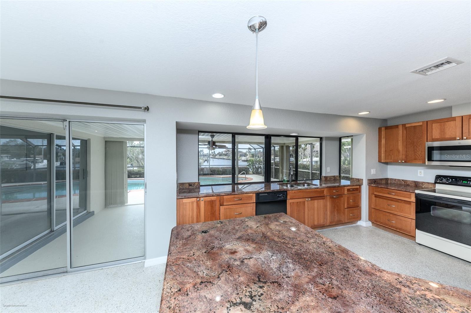 2429 AQUI ESTA DR, PUNTA GORDA, FL, 33950