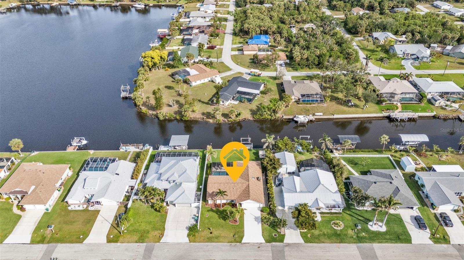 18536 ALPHONSE CIR, PORT CHARLOTTE, FL, 33948