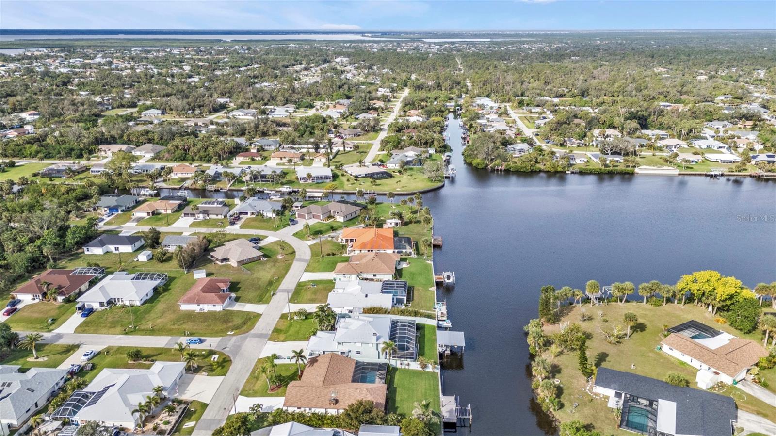 18536 ALPHONSE CIR, PORT CHARLOTTE, FL, 33948