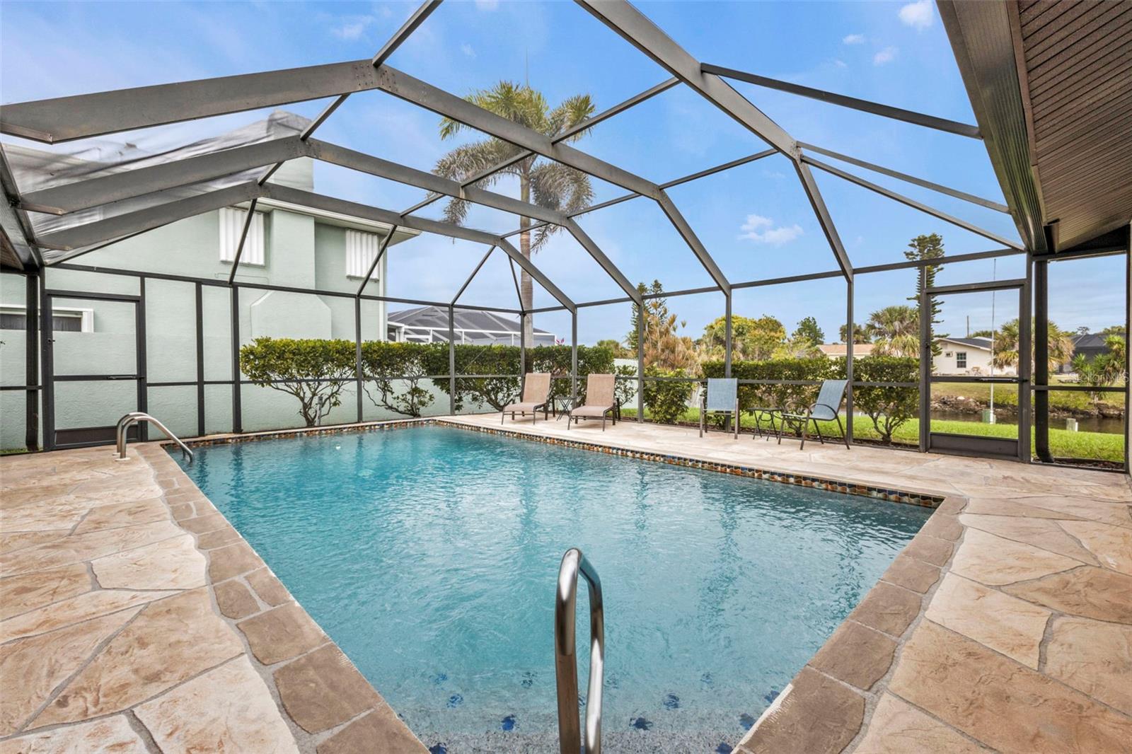 18536 ALPHONSE CIR, PORT CHARLOTTE, FL, 33948