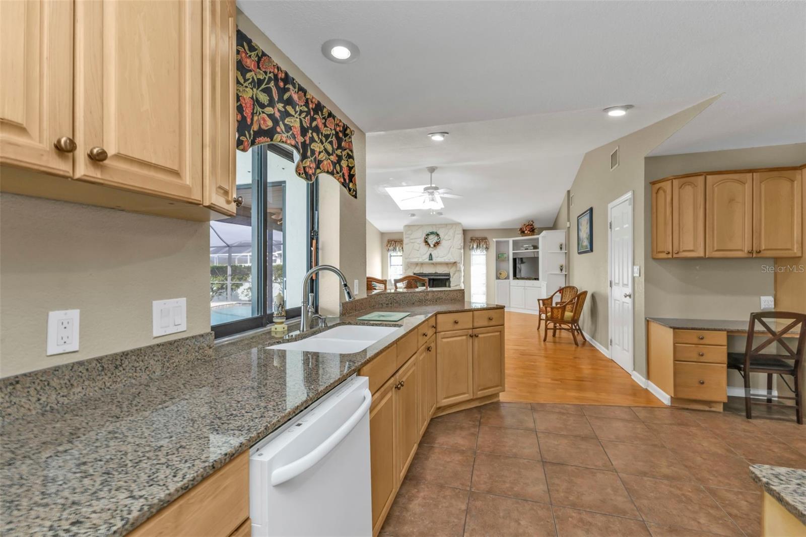 18536 ALPHONSE CIR, PORT CHARLOTTE, FL, 33948