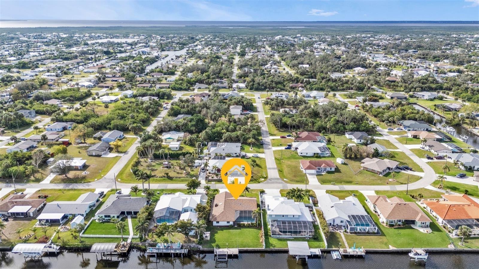 18536 ALPHONSE CIR, PORT CHARLOTTE, FL, 33948