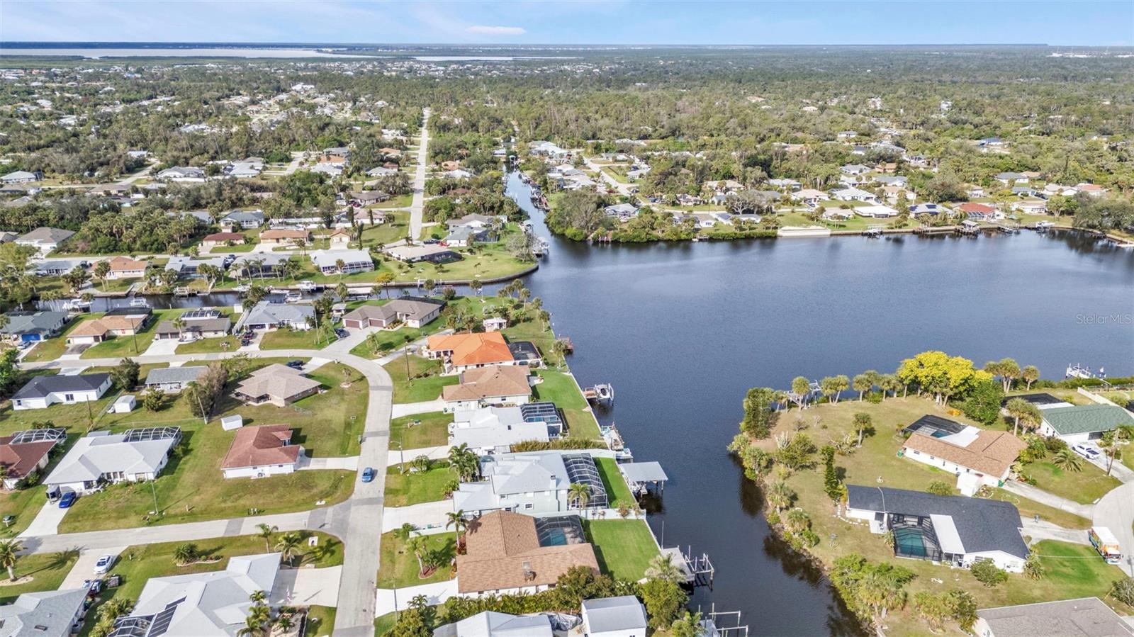 18536 ALPHONSE CIR, PORT CHARLOTTE, FL, 33948