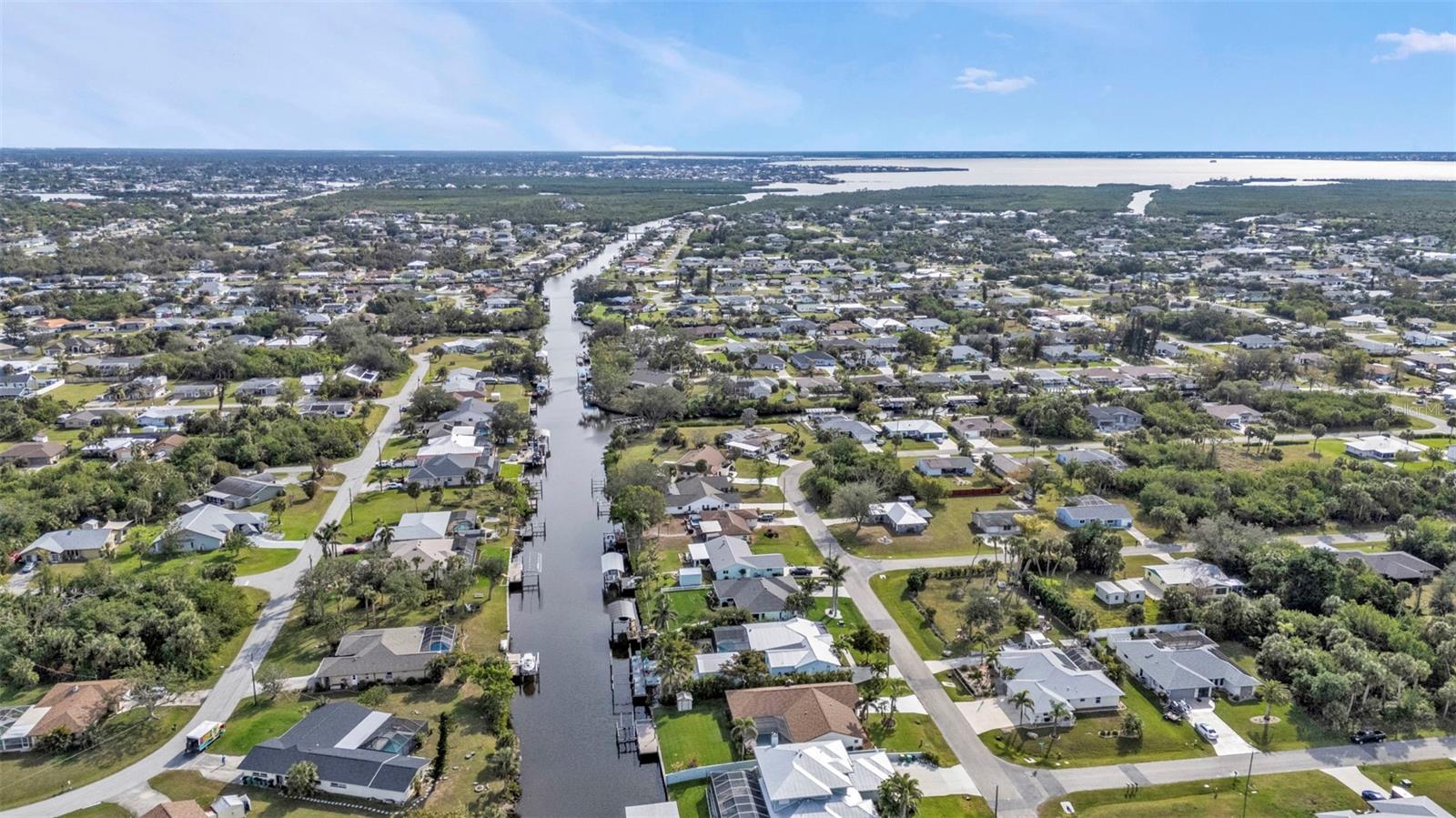 18536 ALPHONSE CIR, PORT CHARLOTTE, FL, 33948