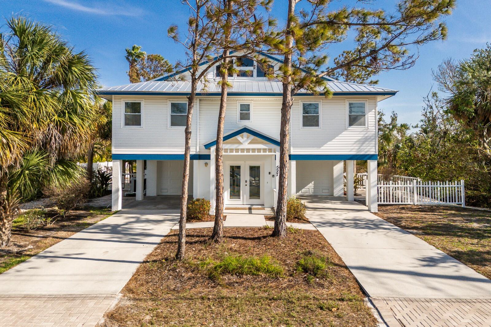 527 MAGNOLIA AVE, ANNA MARIA, FL, 34216