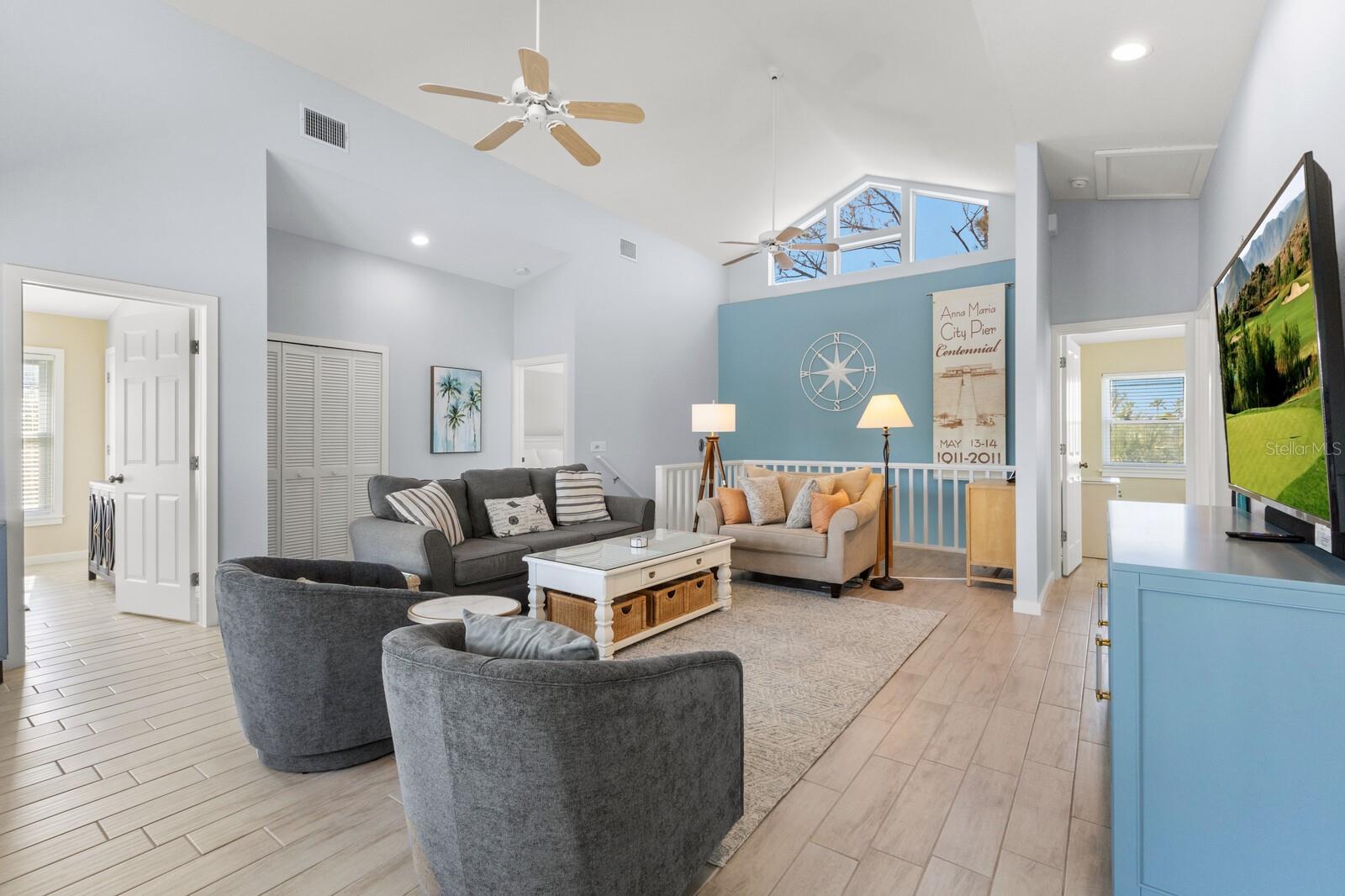 527 MAGNOLIA AVE, ANNA MARIA, FL, 34216