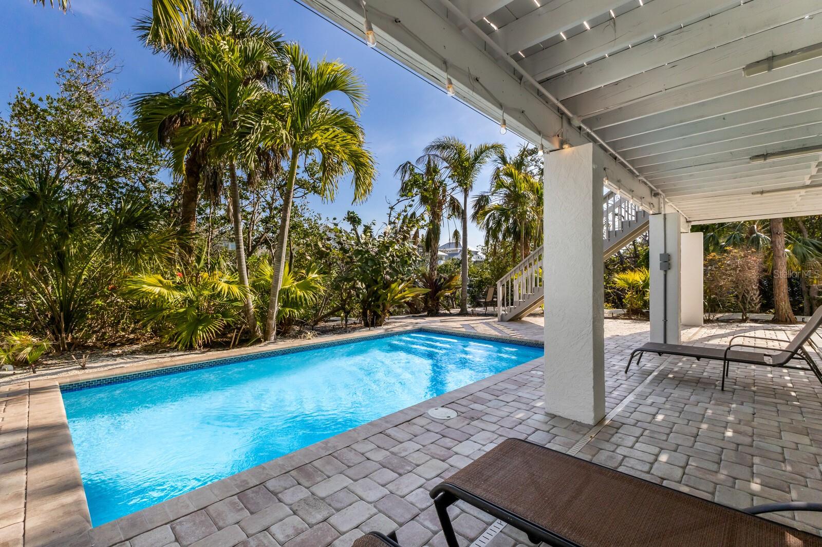 527 MAGNOLIA AVE, ANNA MARIA, FL, 34216