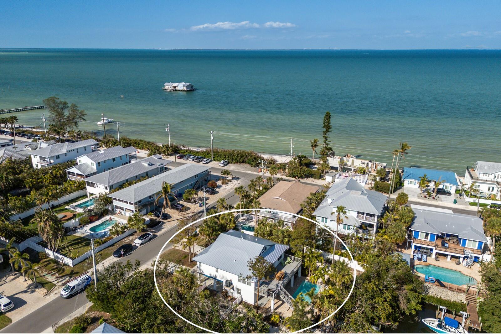 527 MAGNOLIA AVE, ANNA MARIA, FL, 34216