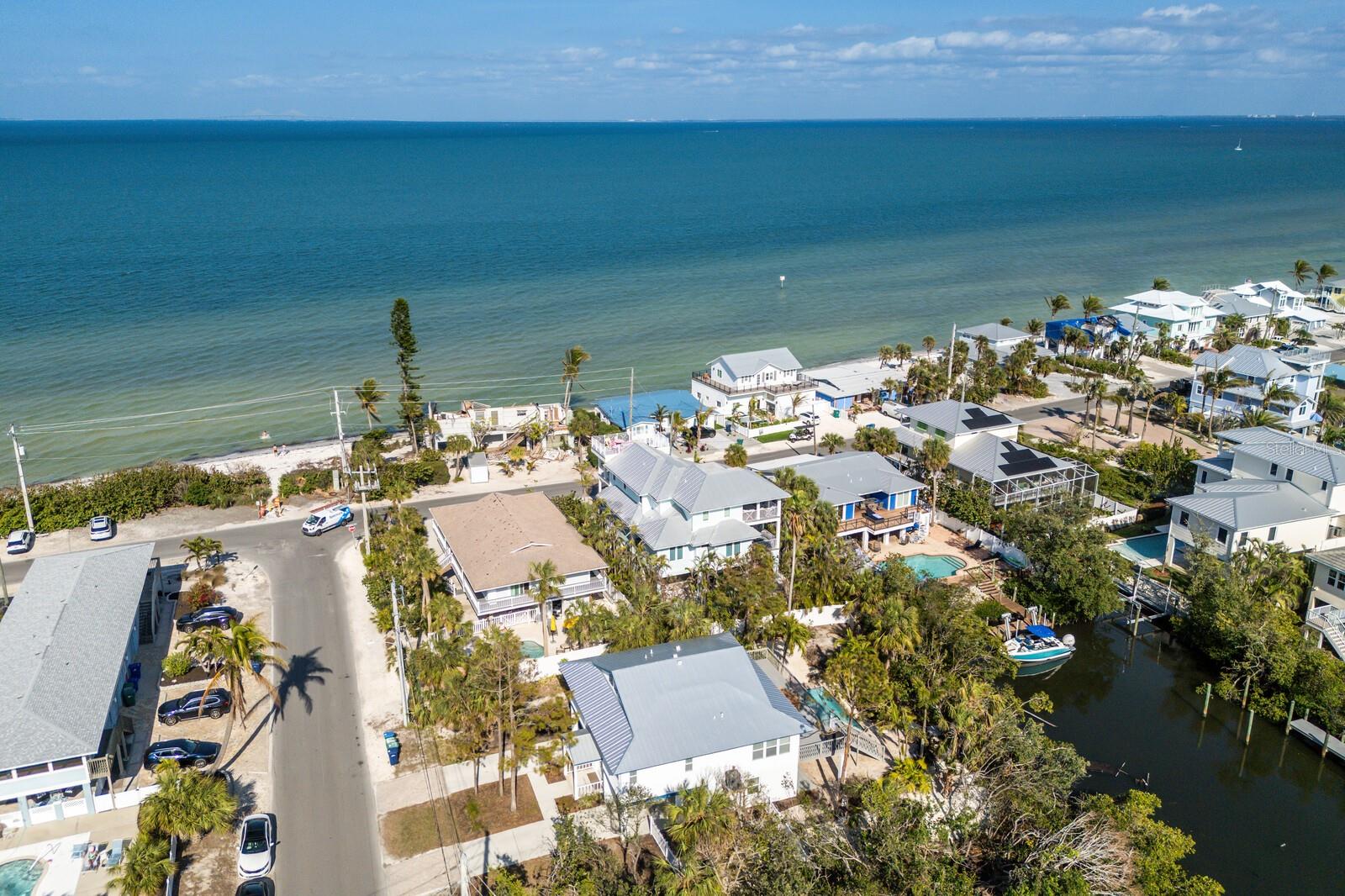 527 MAGNOLIA AVE, ANNA MARIA, FL, 34216