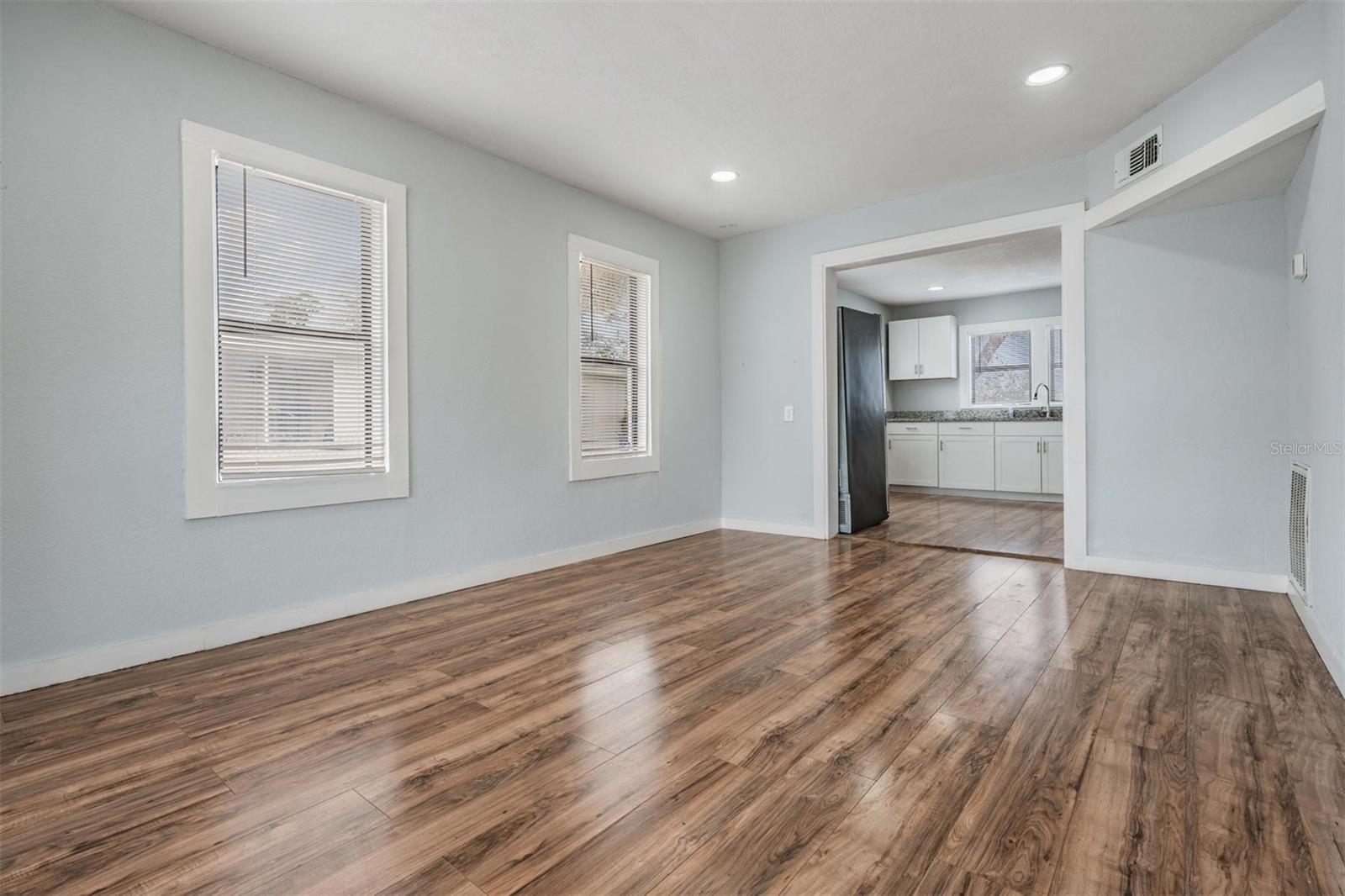 3620 E SHADOWLAWN AVE, TAMPA, FL, 33610