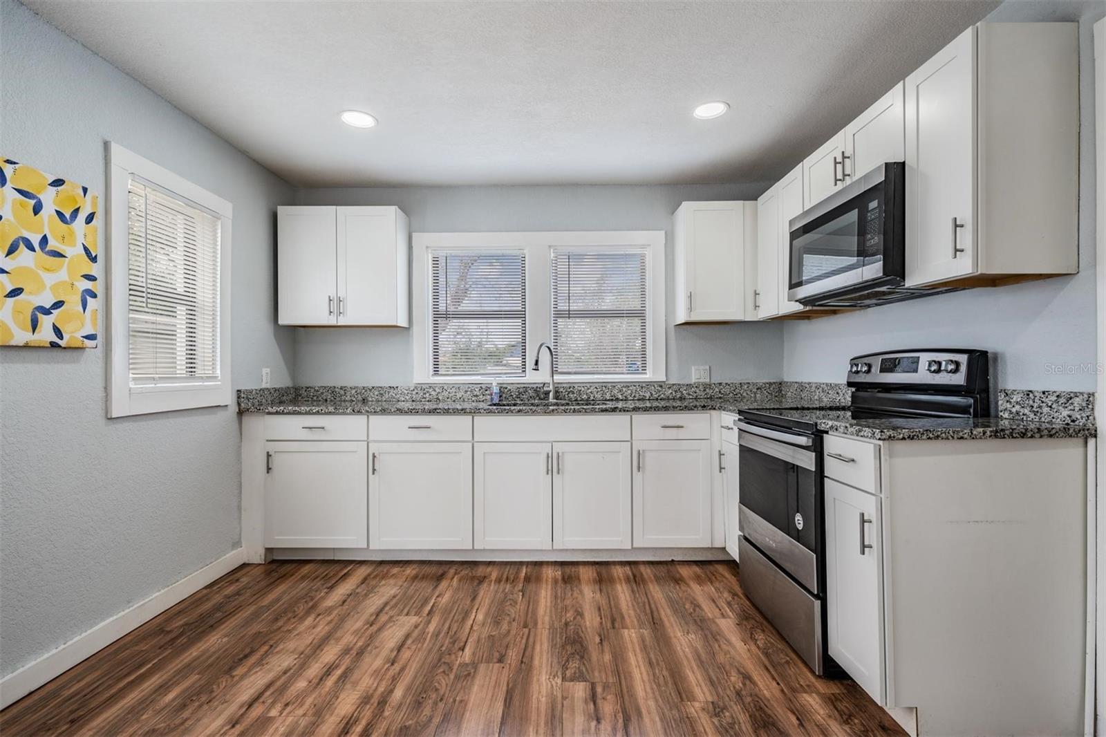3620 E SHADOWLAWN AVE, TAMPA, FL, 33610