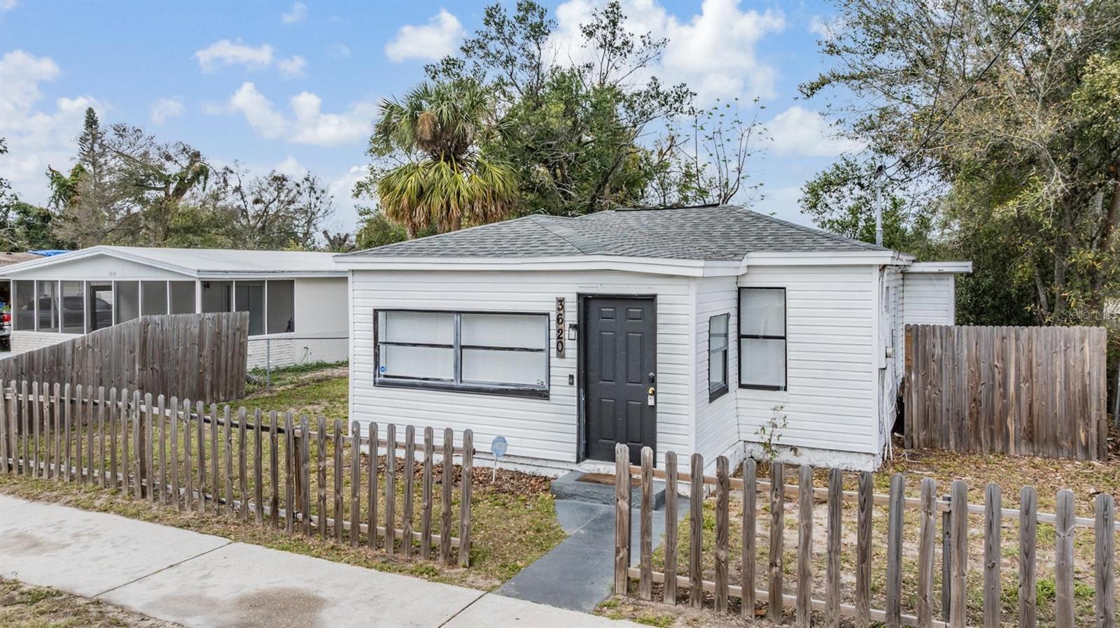 3620 E SHADOWLAWN AVE, TAMPA, FL, 33610