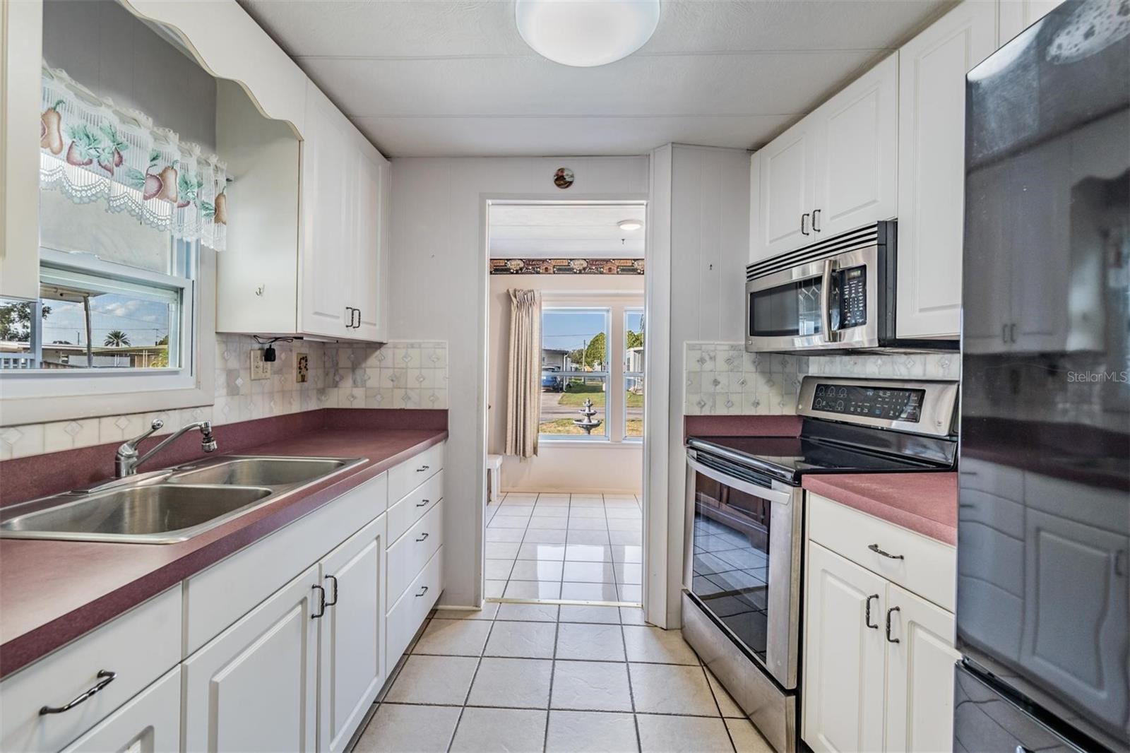 36936 KAY AVE, ZEPHYRHILLS, FL, 33542