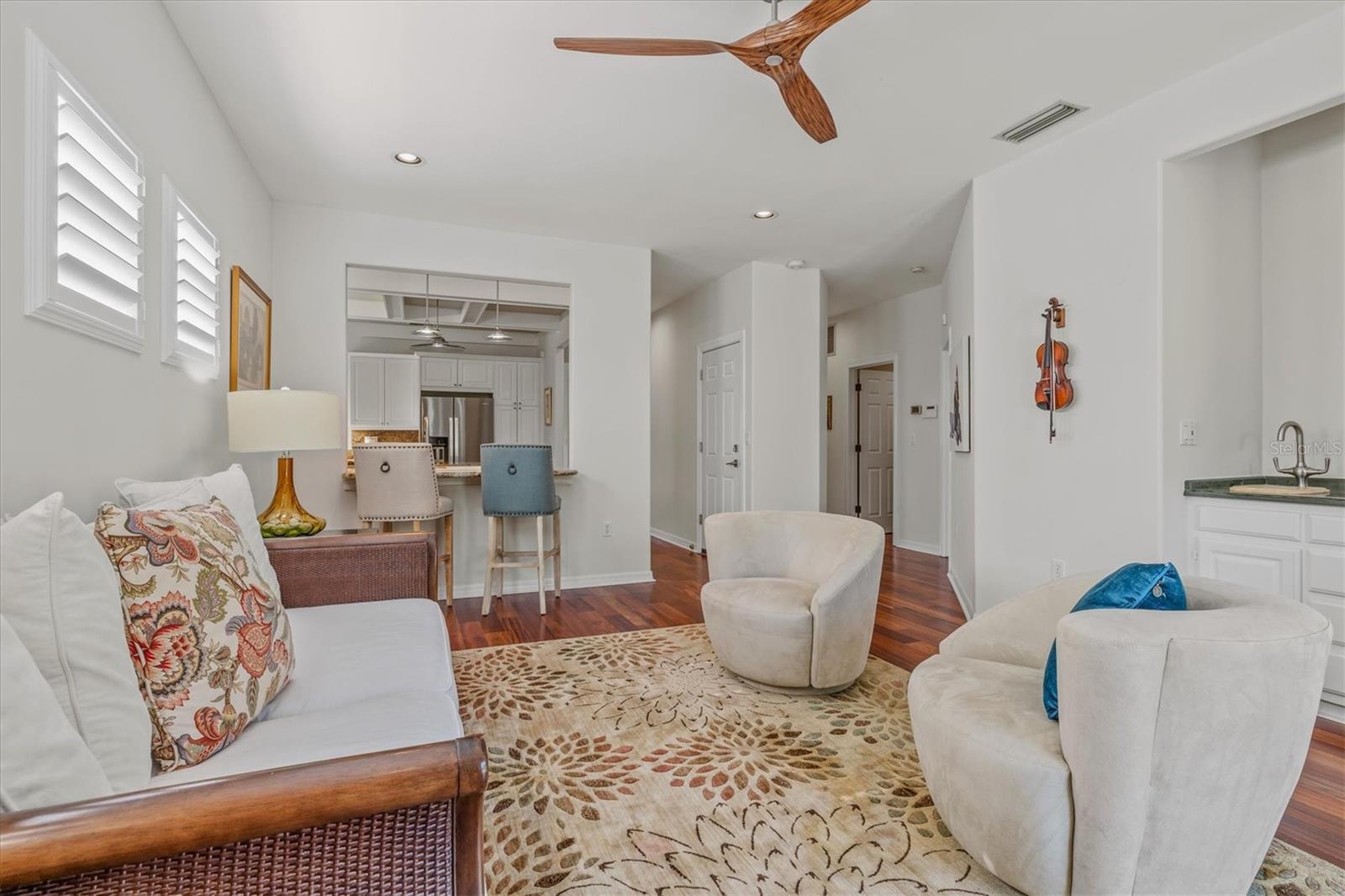 4117 ROBERTS POINT CIR, SARASOTA, FL, 34242