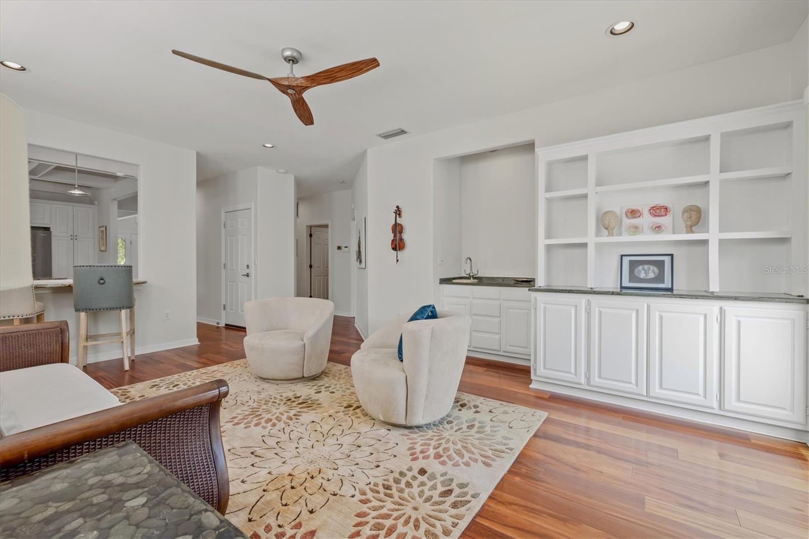 4117 ROBERTS POINT CIR, SARASOTA, FL, 34242